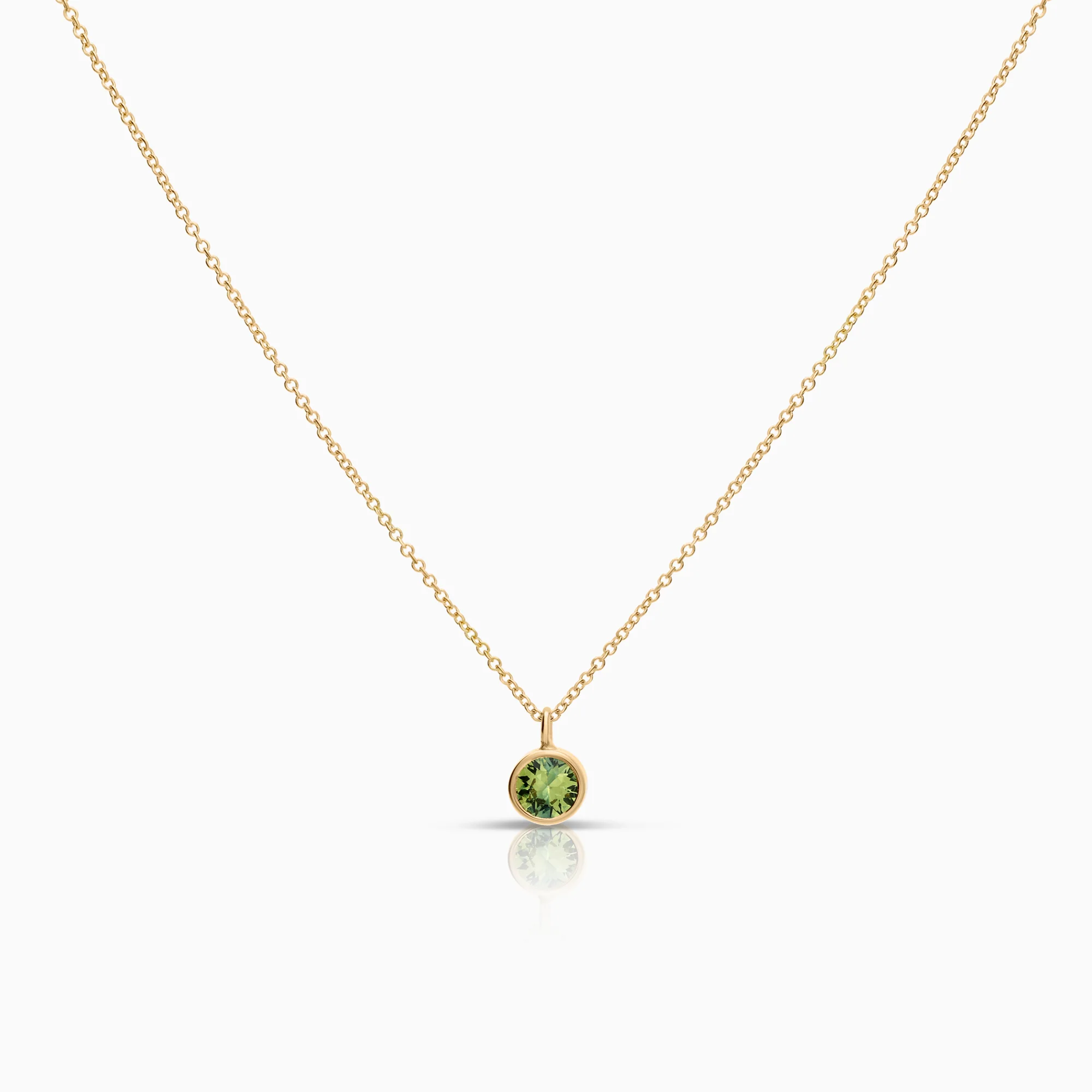 Gemstone necklace green sapphire 2.19g 18K gold