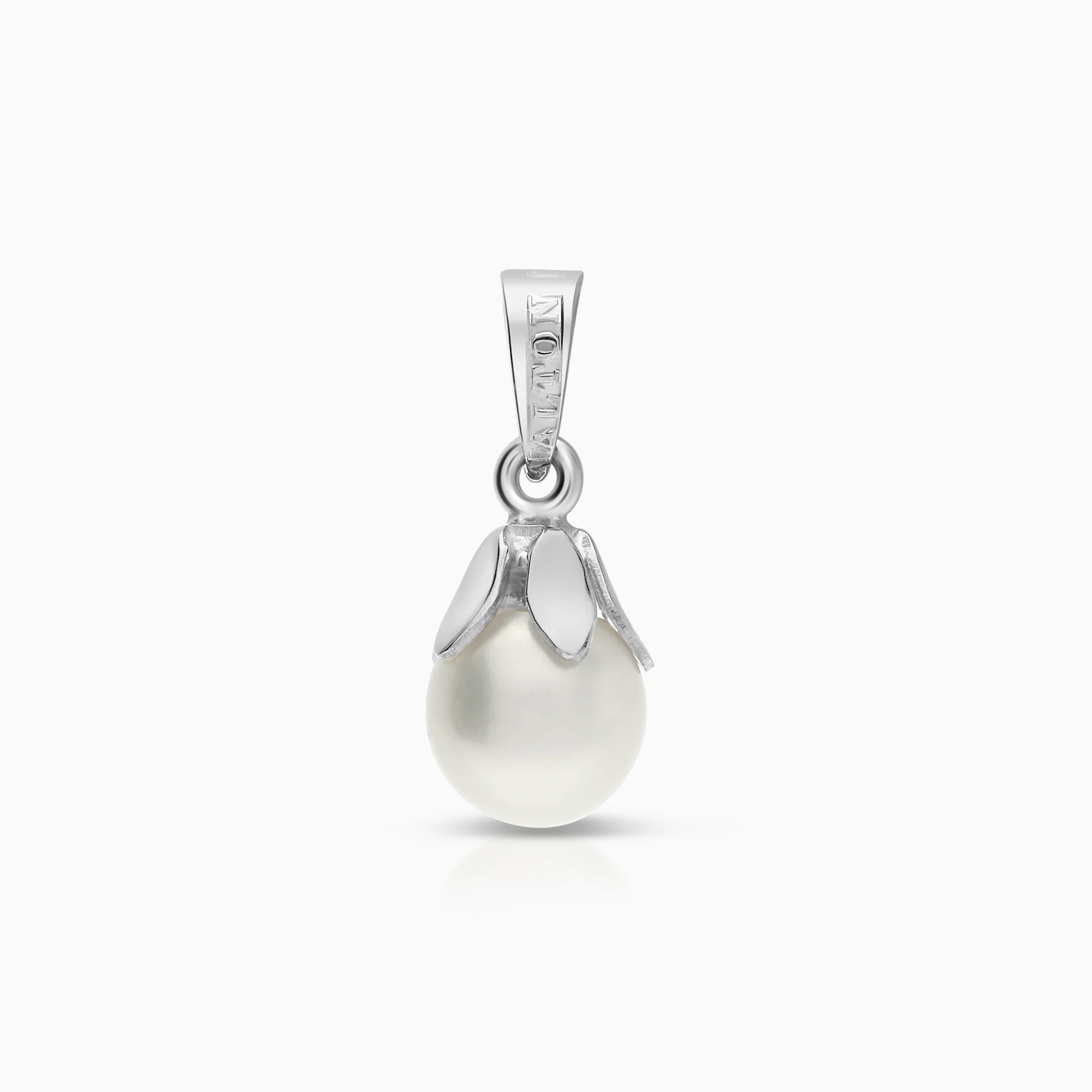 Pendant with pearl 0.71g 18K white gold
