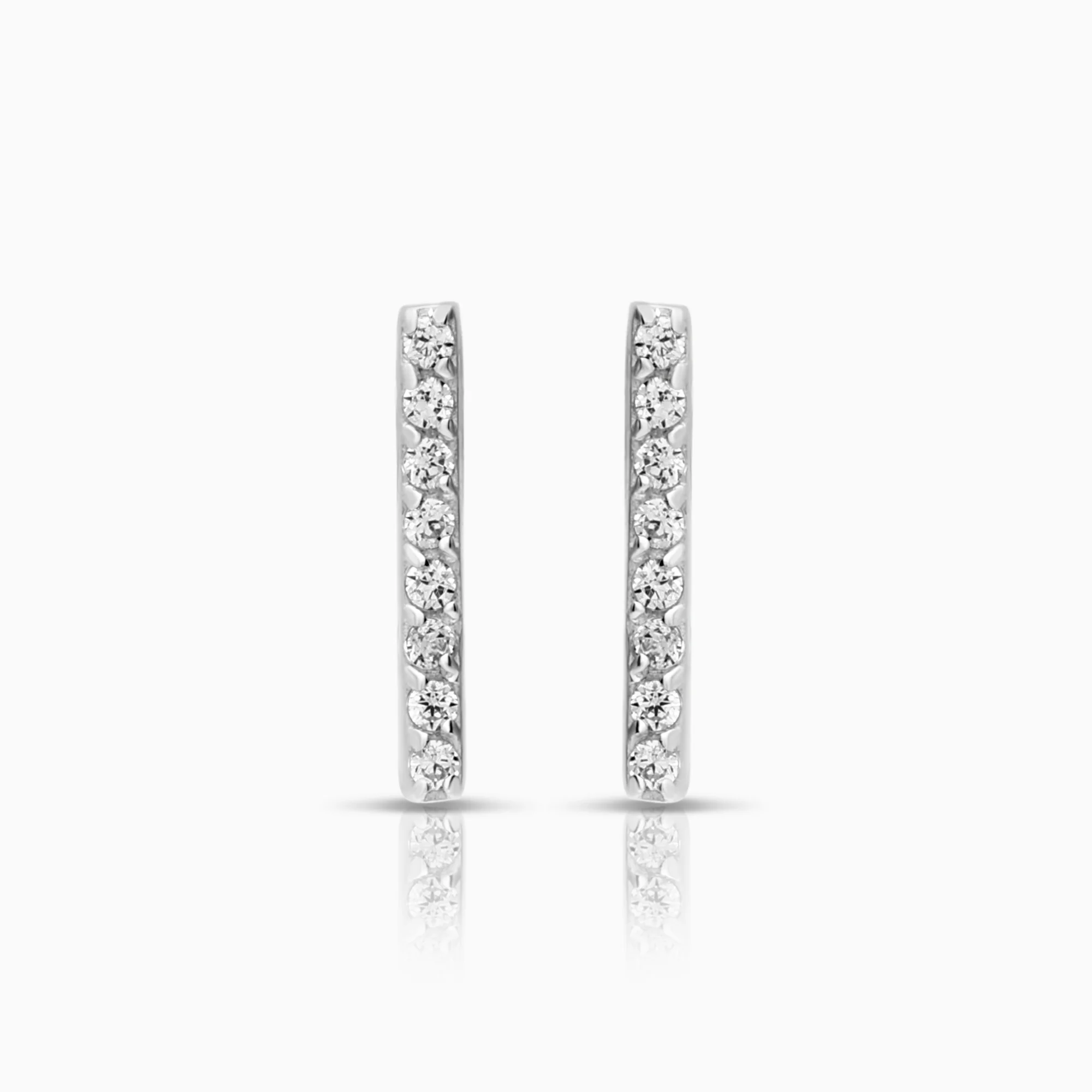 Gemstone earrings cubic zirconia 0.75g 18K white gold