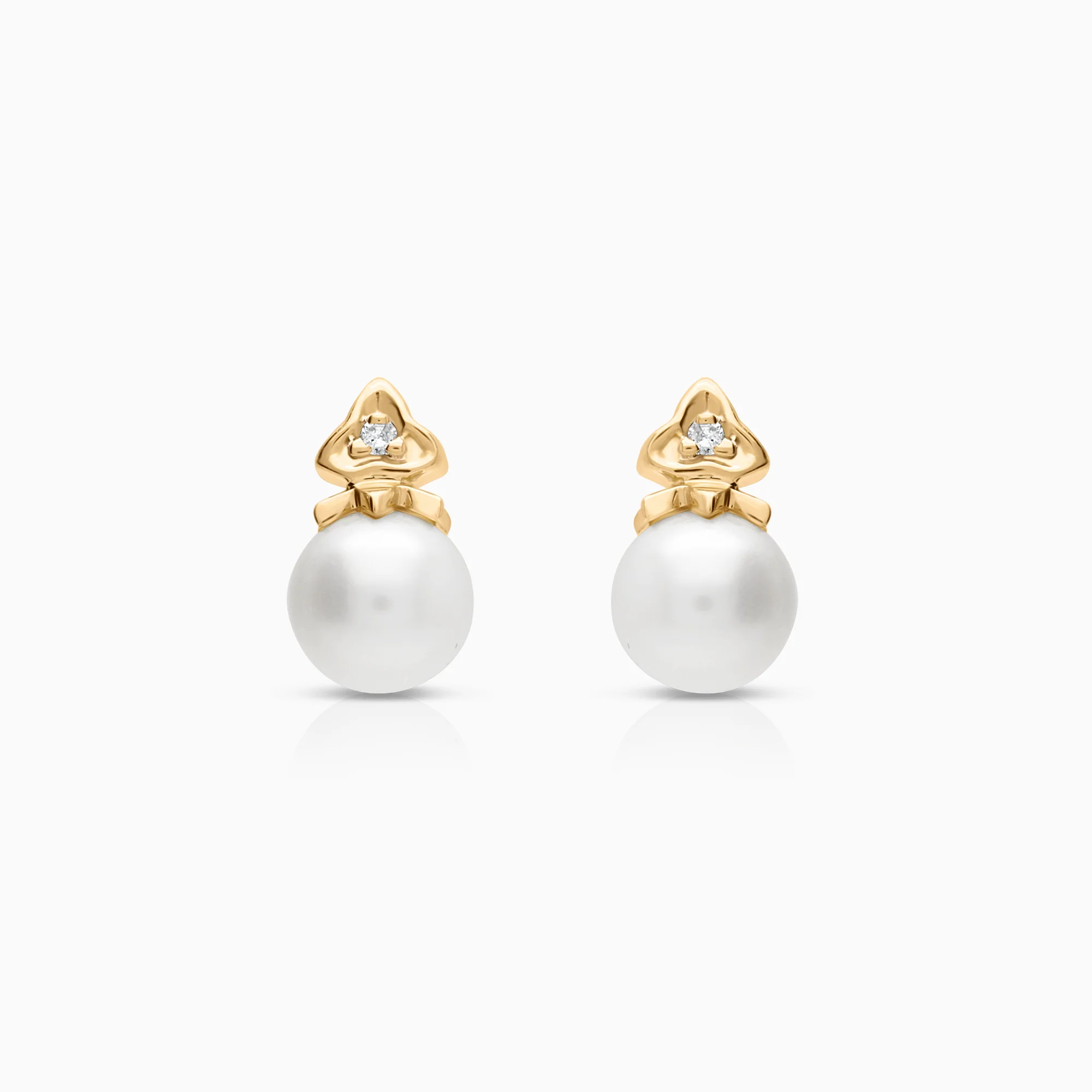 Gemstone earrings cultured saltwater pearls 1.95g 18K gold
