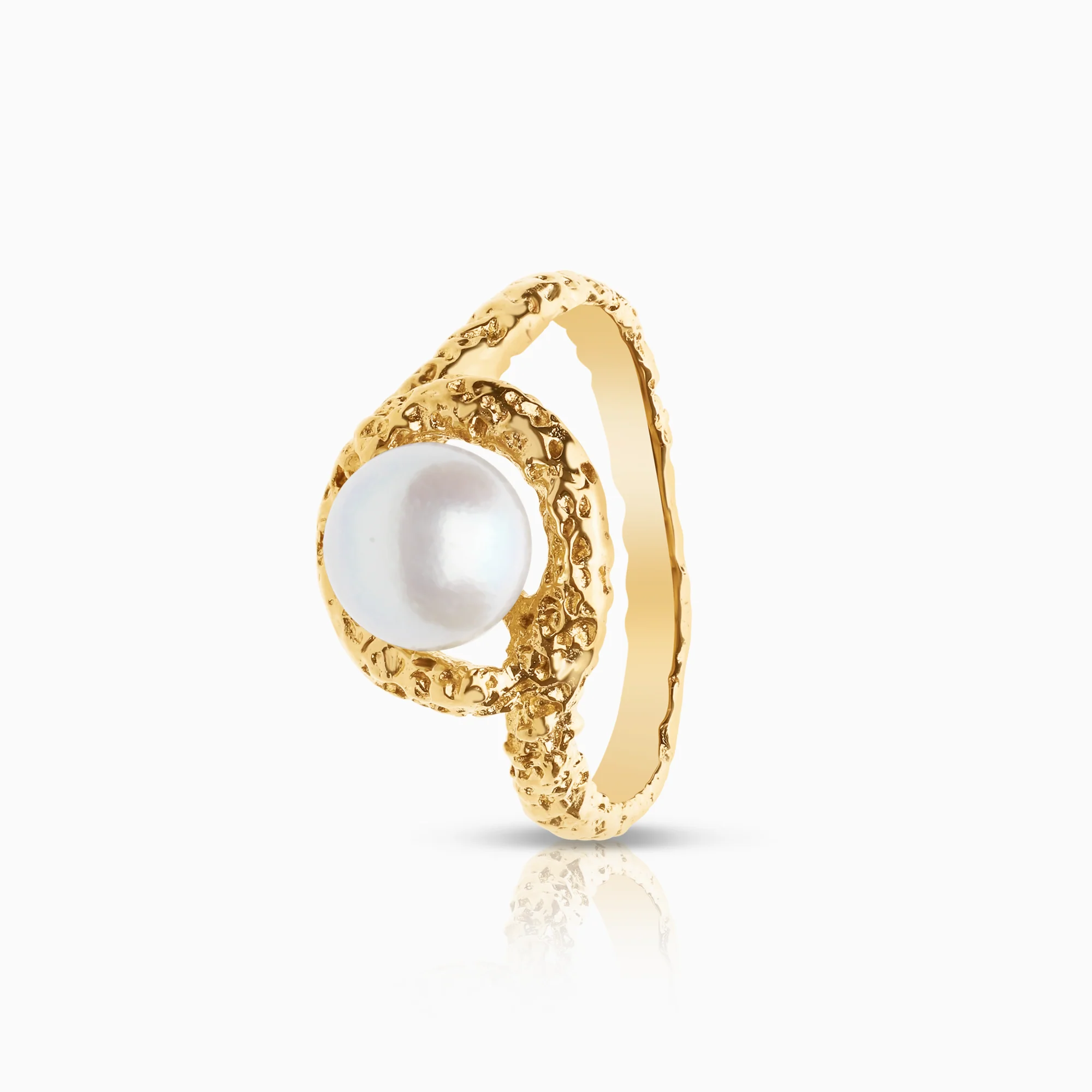 Gold ring with pearl 4.74g 18K gold