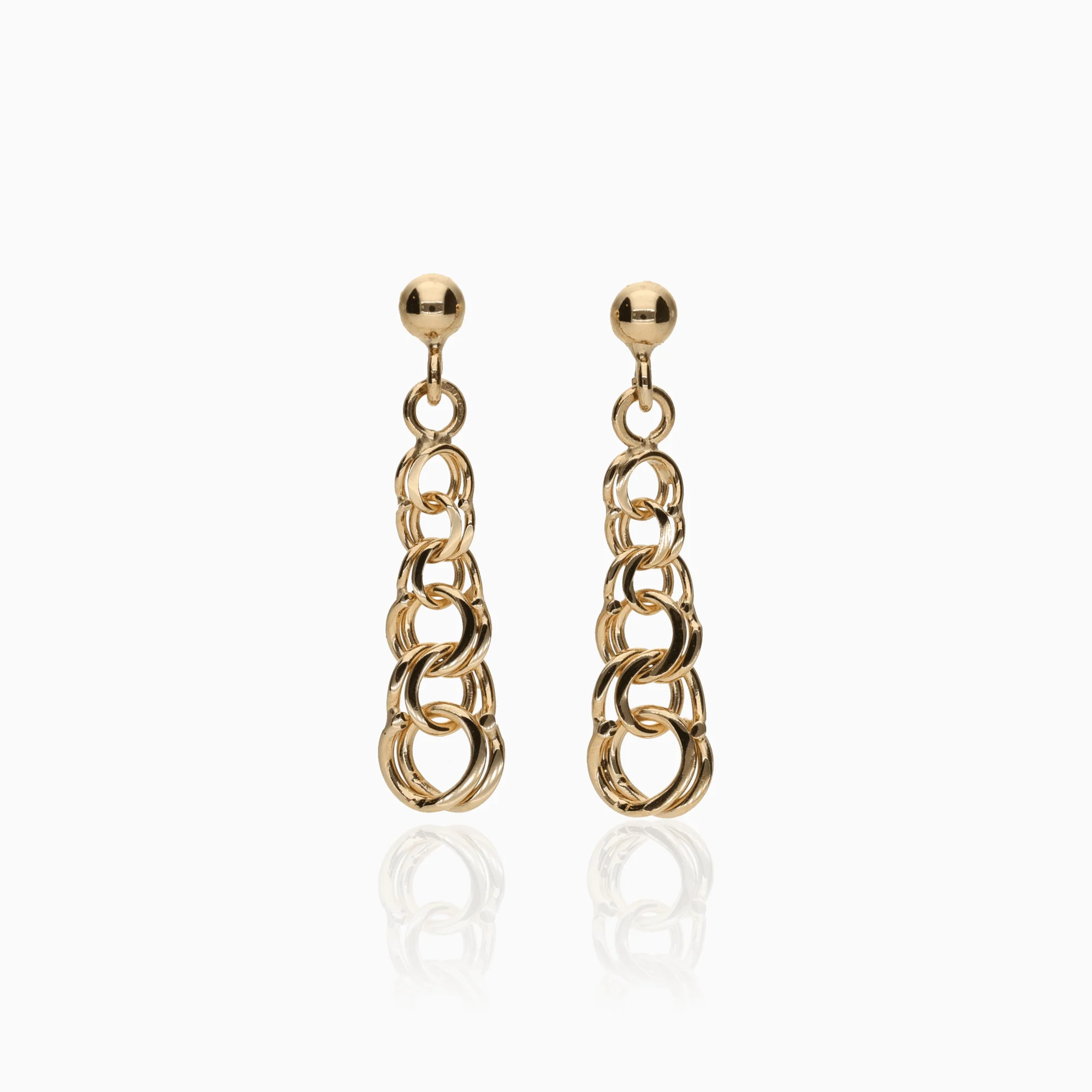 Bismarck earrings 1.56g 18K gold