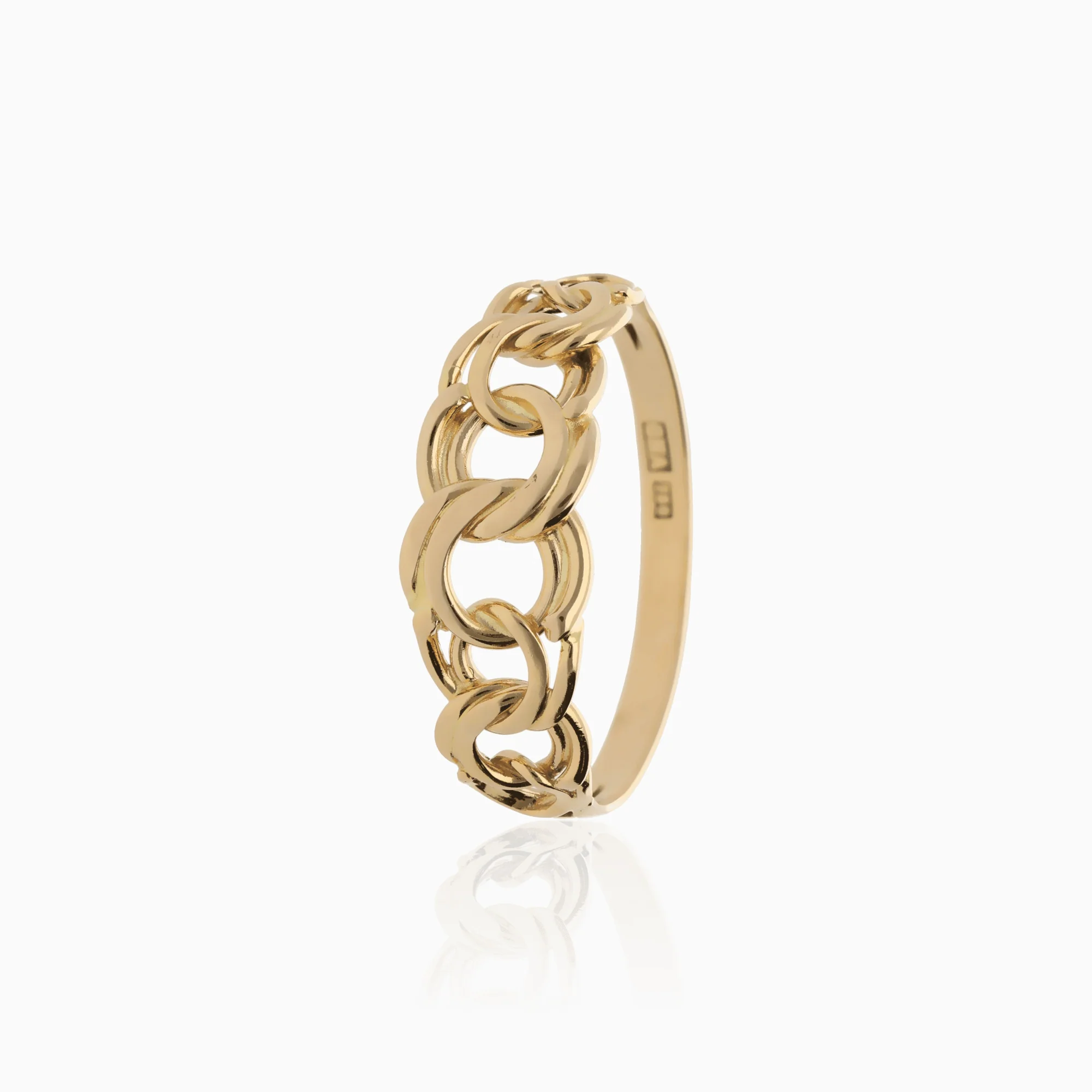 Bismarck Ring 1.72g 18K Gold