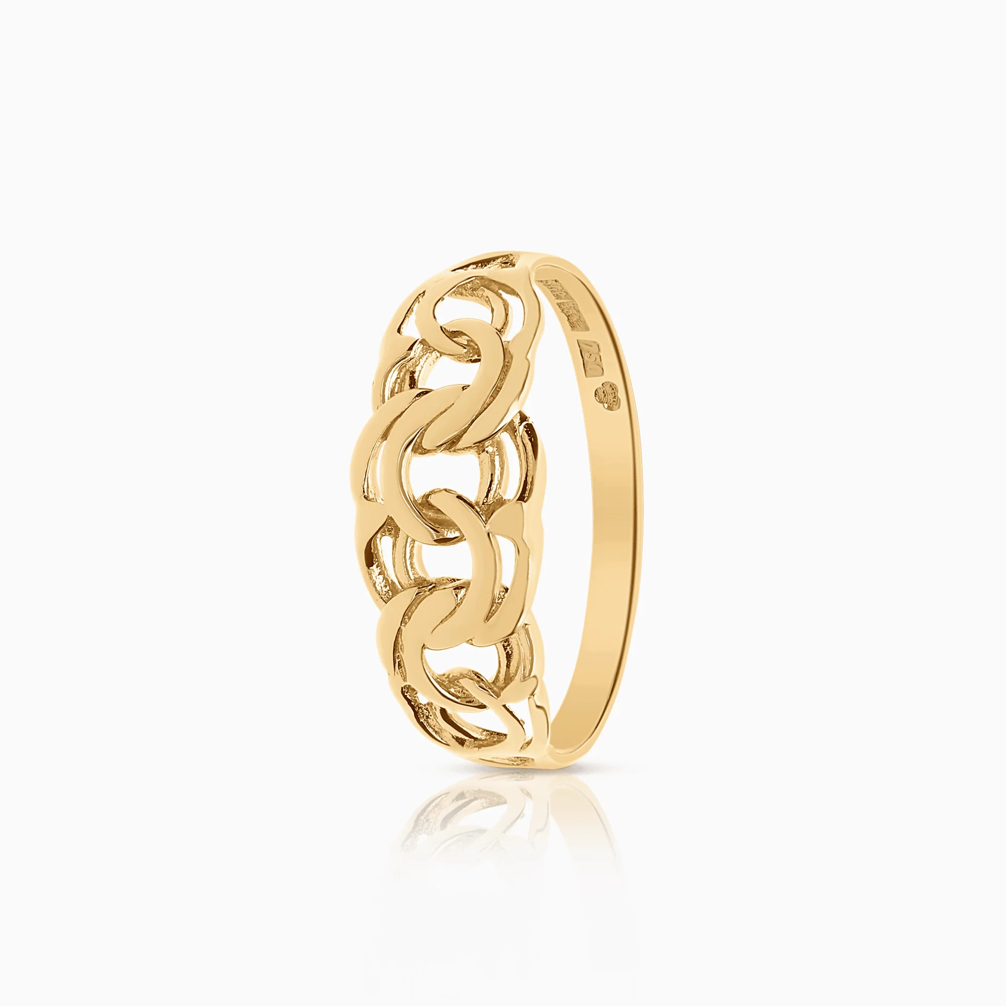 Bismarck Ring 1.77g 18K Gold