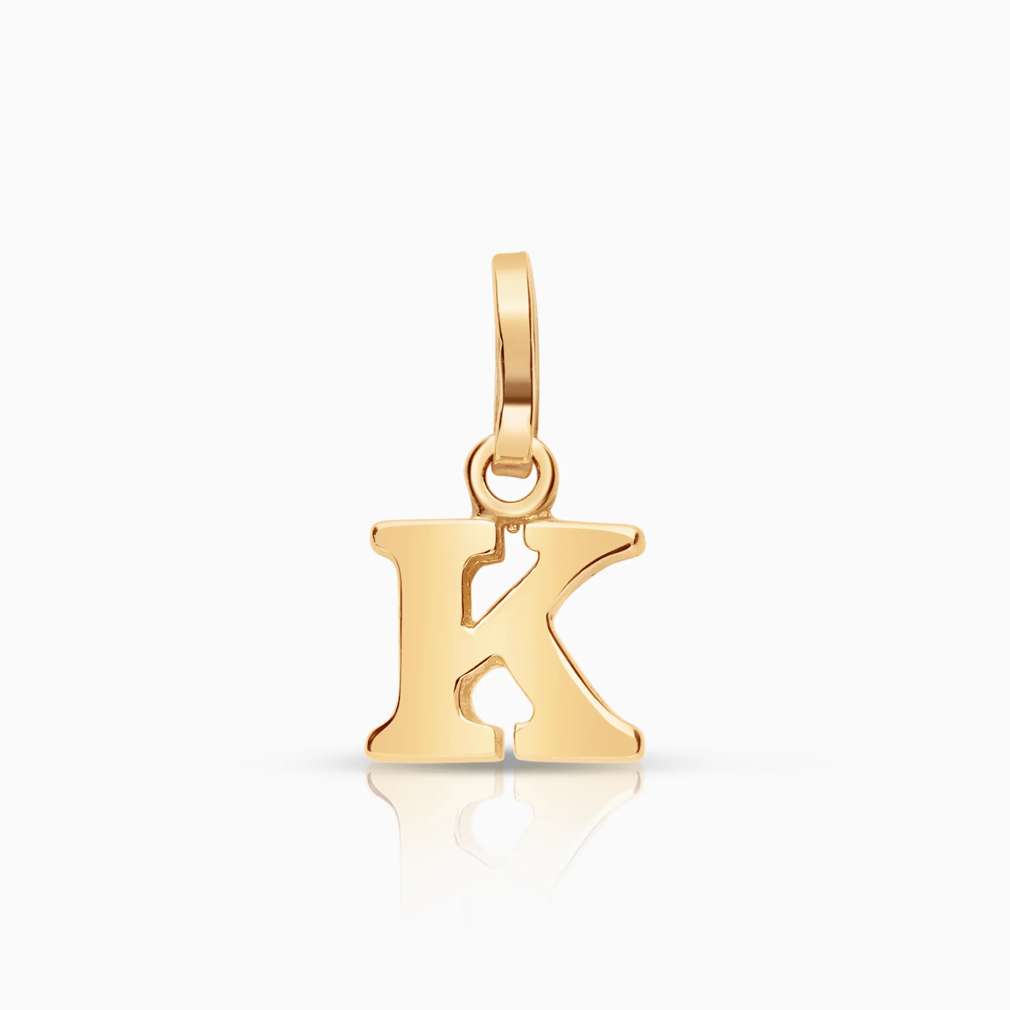 Letter K pendant 0.45g 18K gold.