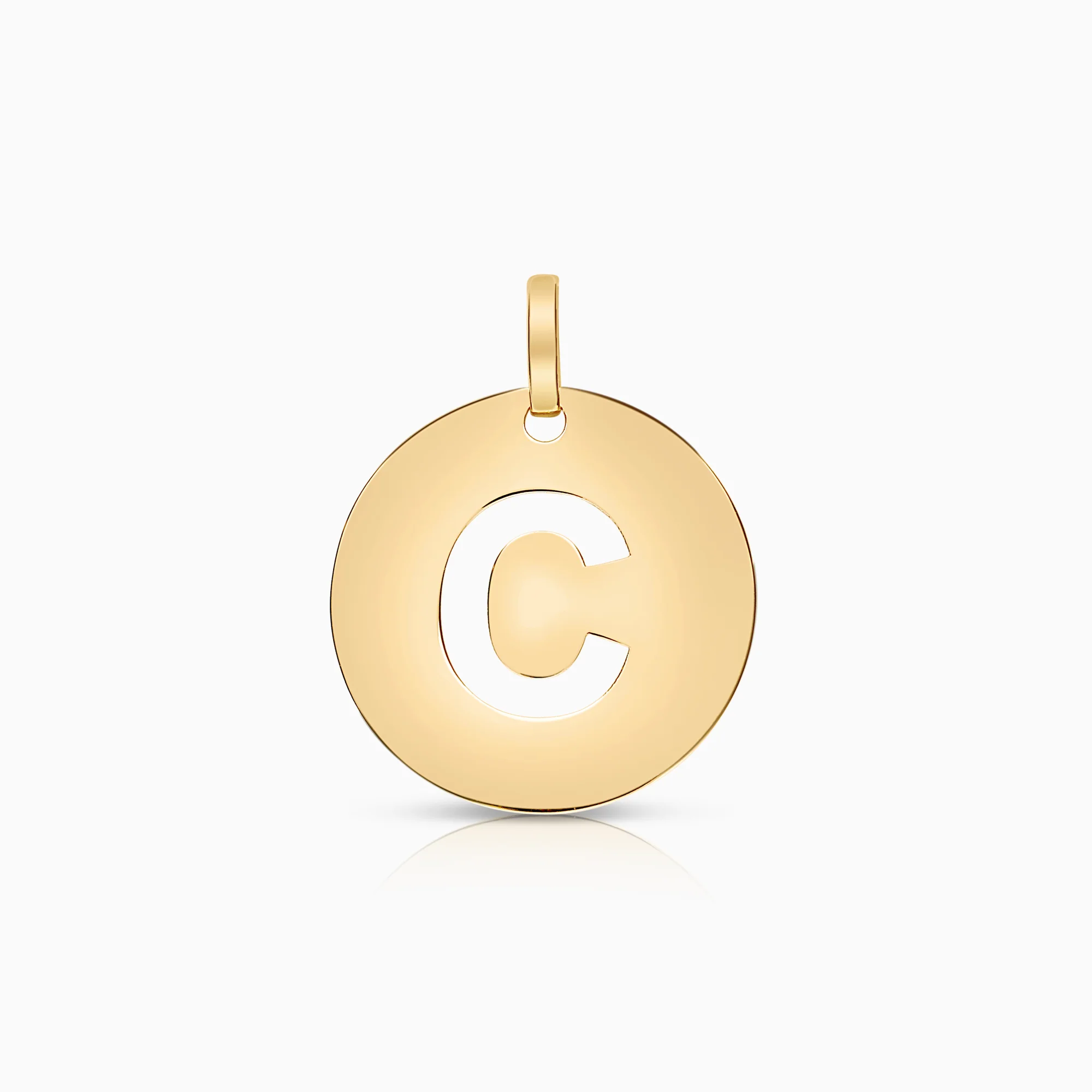 Letter pendant 0.79g 18K gold