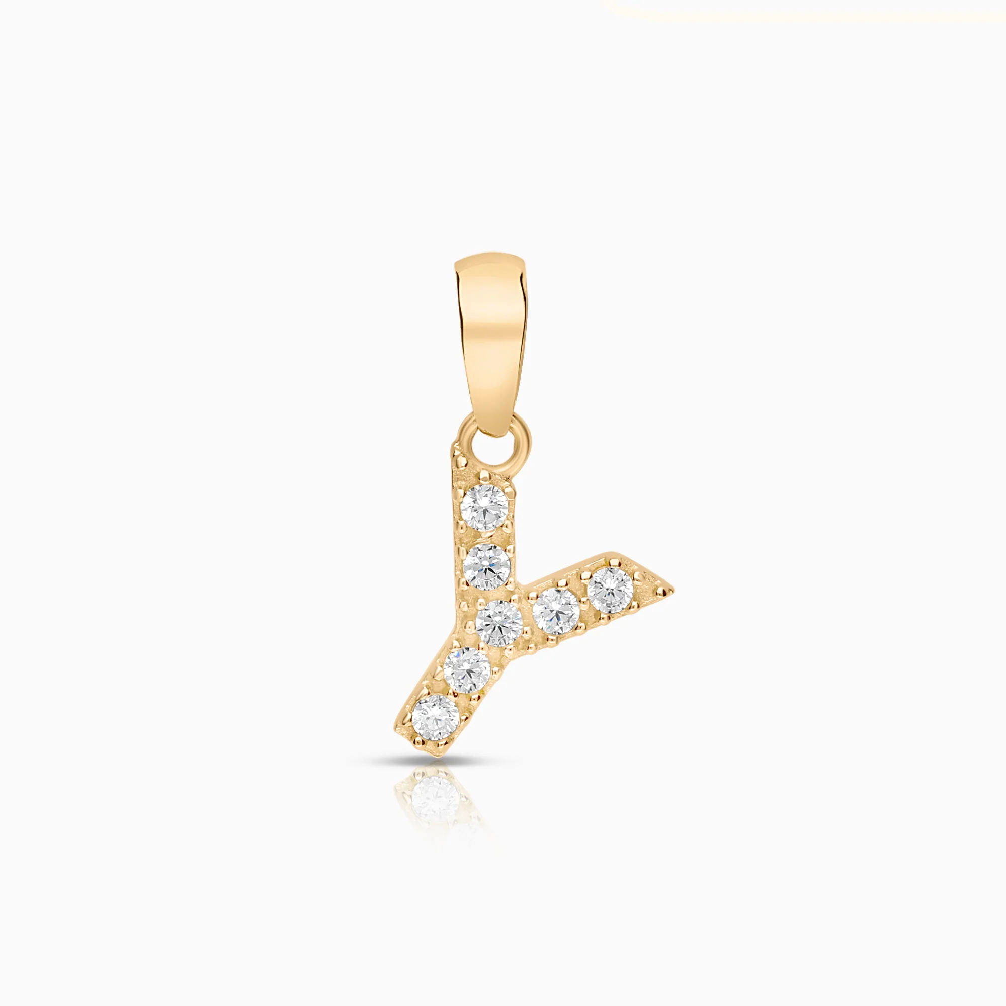 Letter pendant 0.40g 18K gold