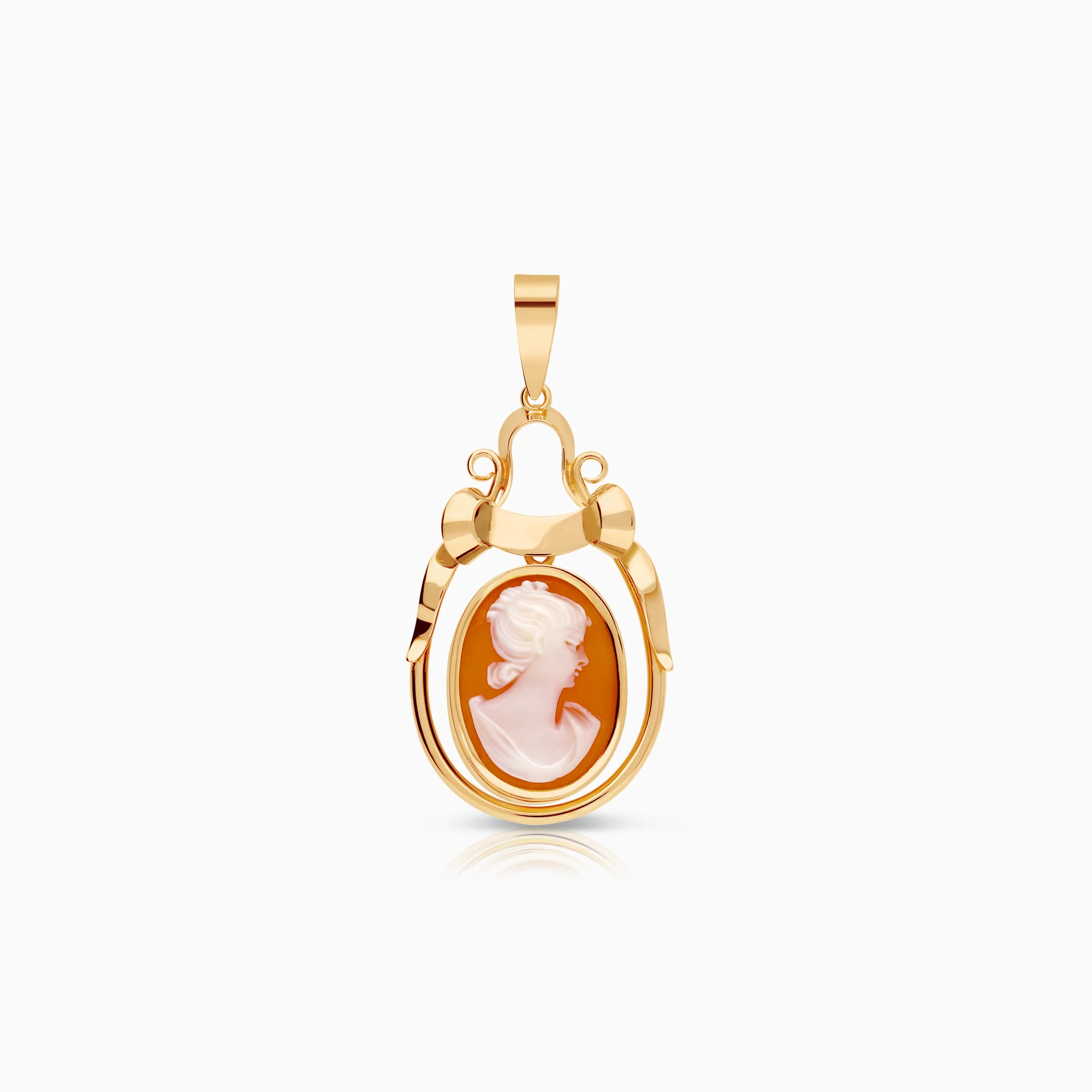 Cameo pendant 3.74g 18K gold