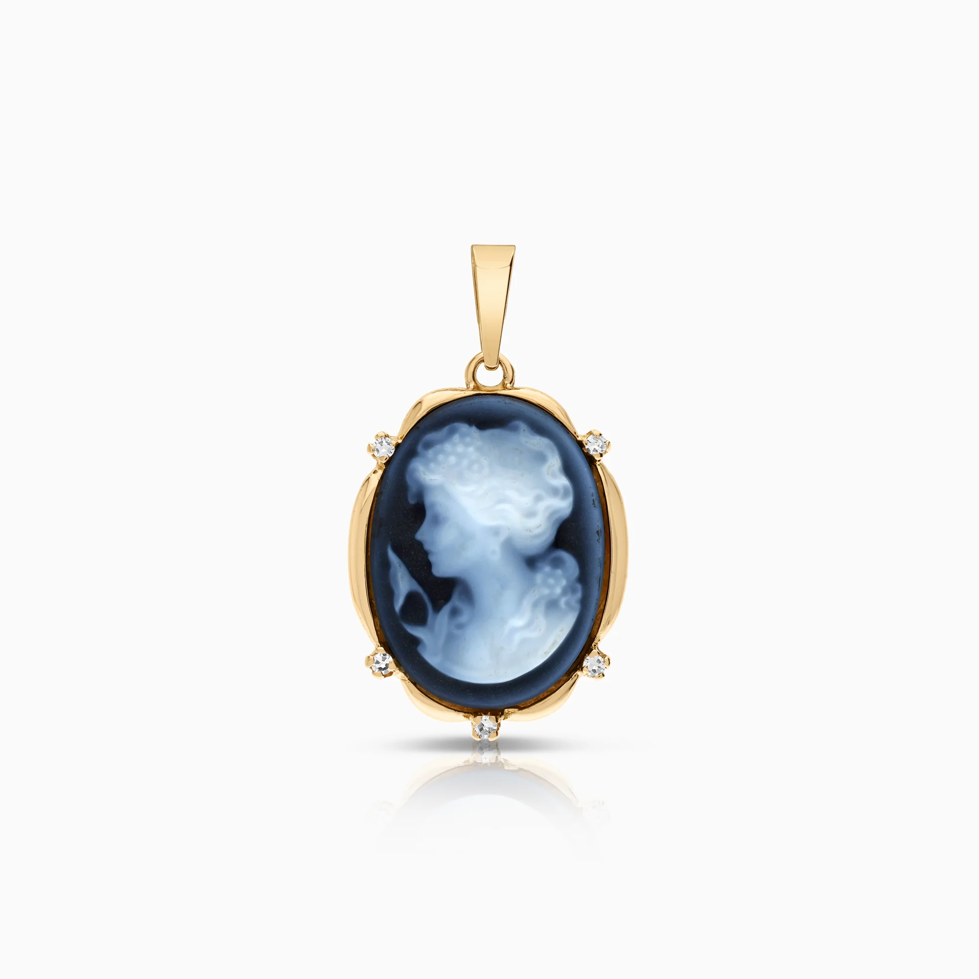 Cameo Pendant Blue Agate and Diamonds 0.05ct 18K Gold