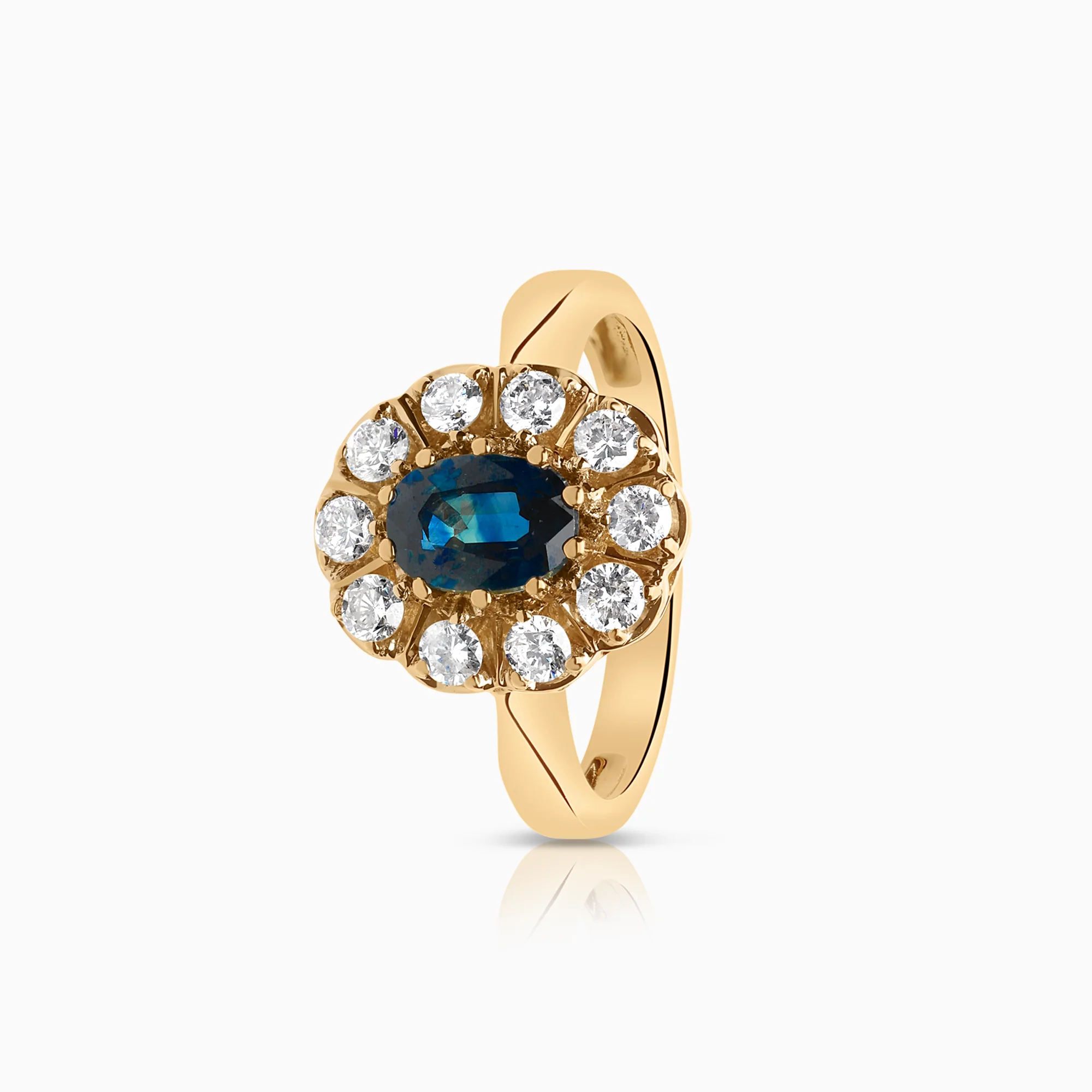 Cluster ring diamonds and sapphire 4.74g 18K yellow gold