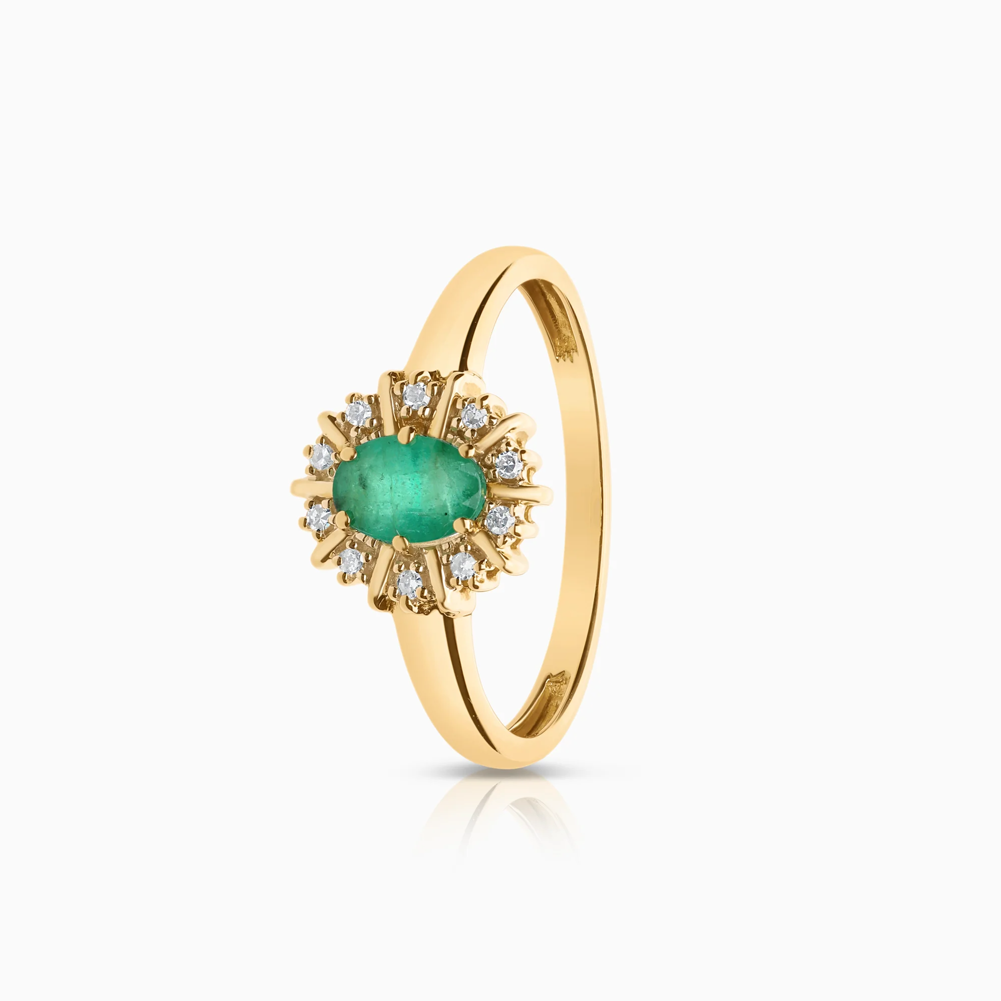 Cluster ring emerald 2.66g 18K gold