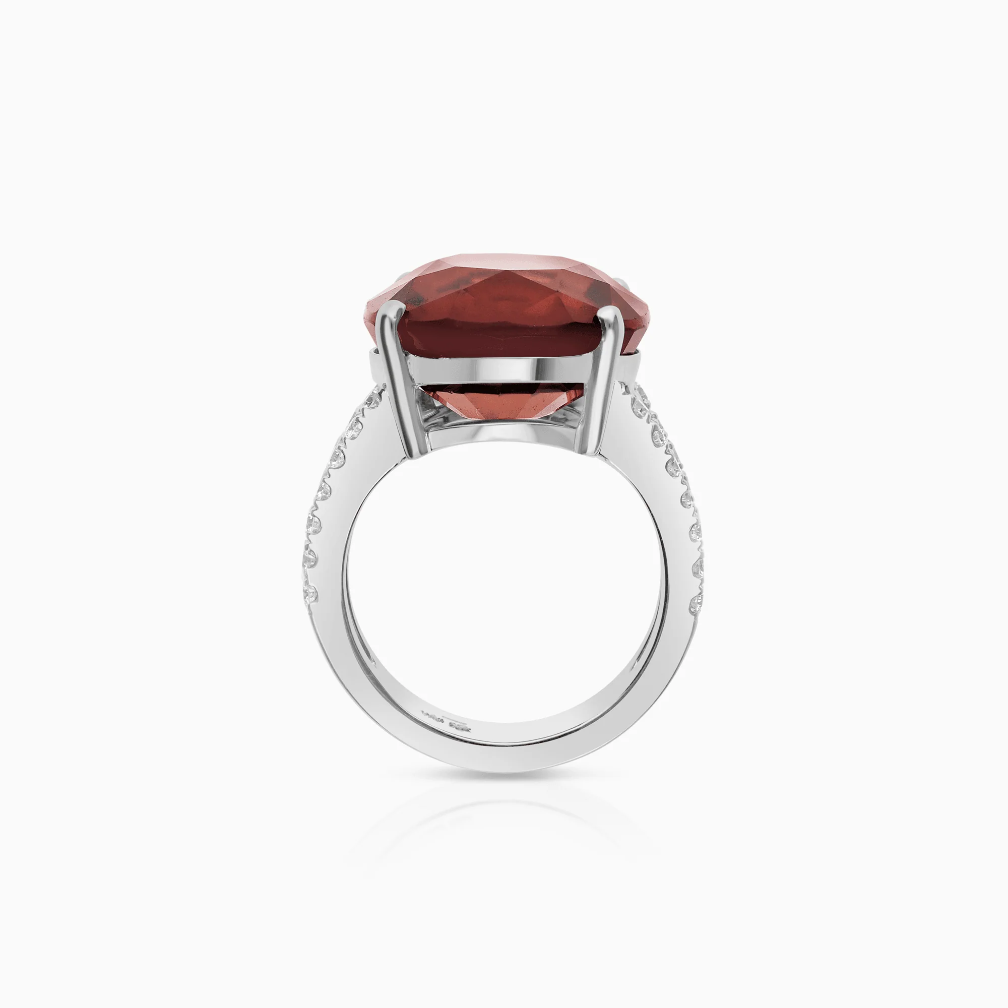 Cocktail ring with 0.62ct diamonds & a 19.86ct red/orange garnet - Image 2