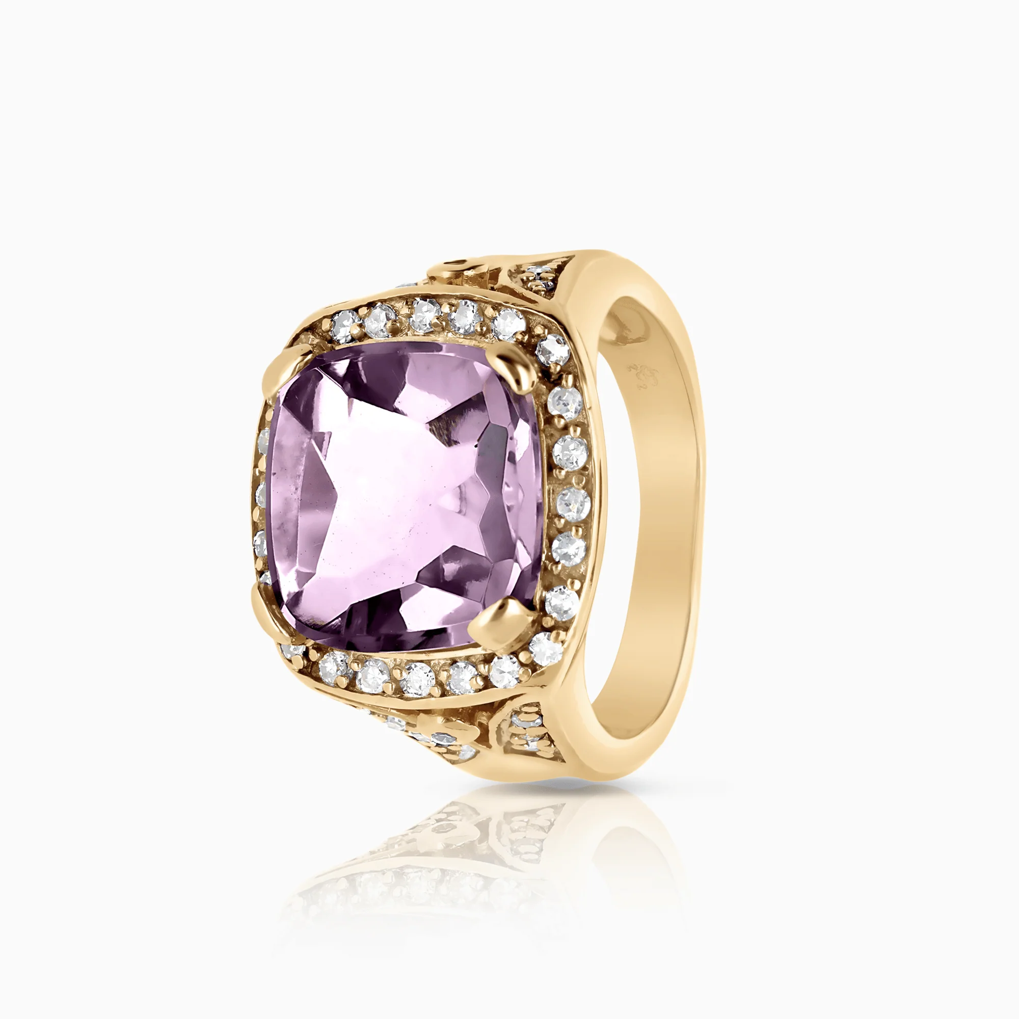 Cocktail ring with a purple amethyst and diamonds 8.30g 18K gold