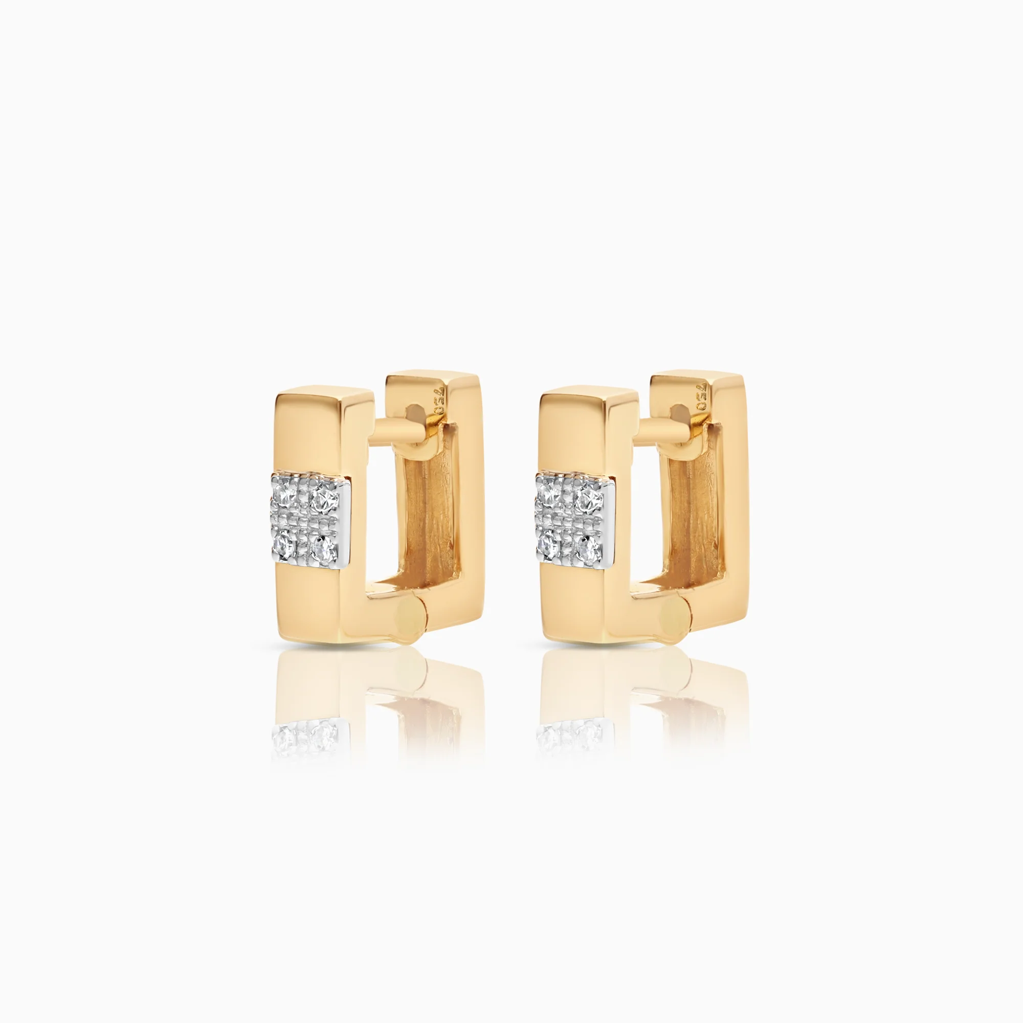 Hoop earring diamonds 0.08ct 18K gold