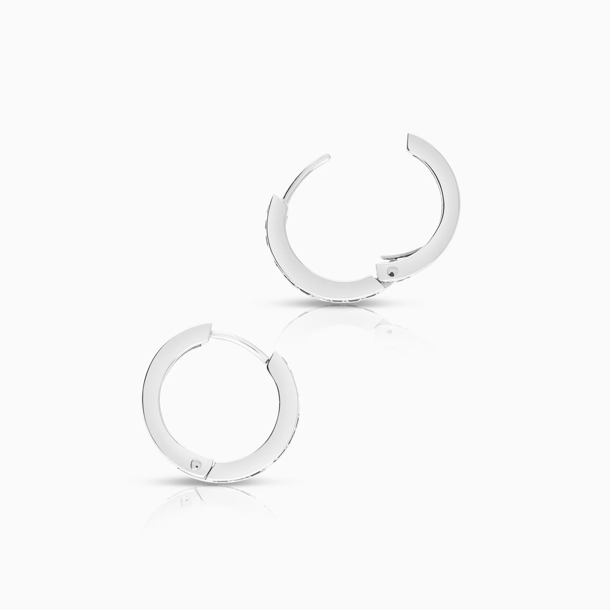 Hoops with sapphires and diamonds 0.06ct 18K white gold - Image 2