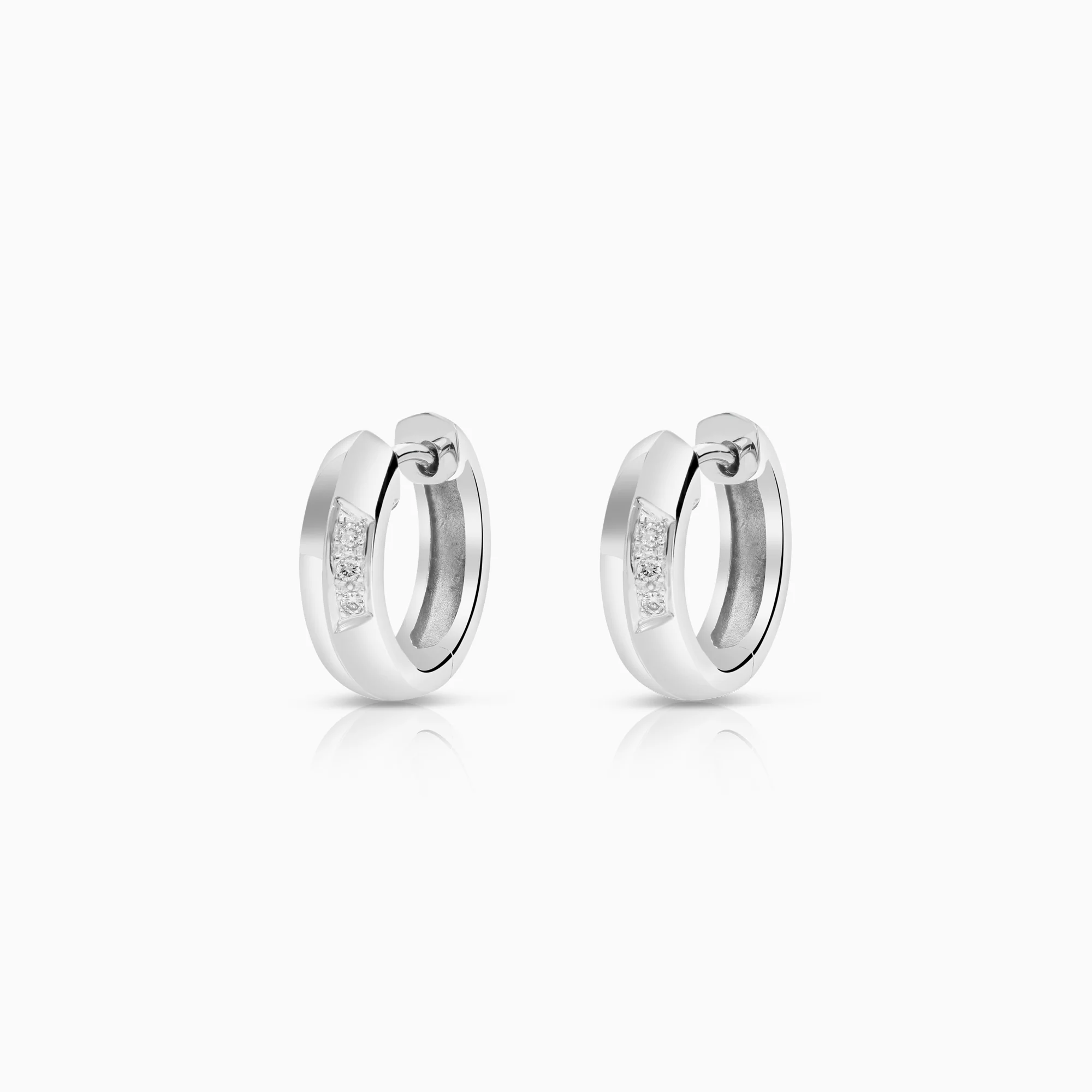 Hoop earrings 0.04ct 18K white gold