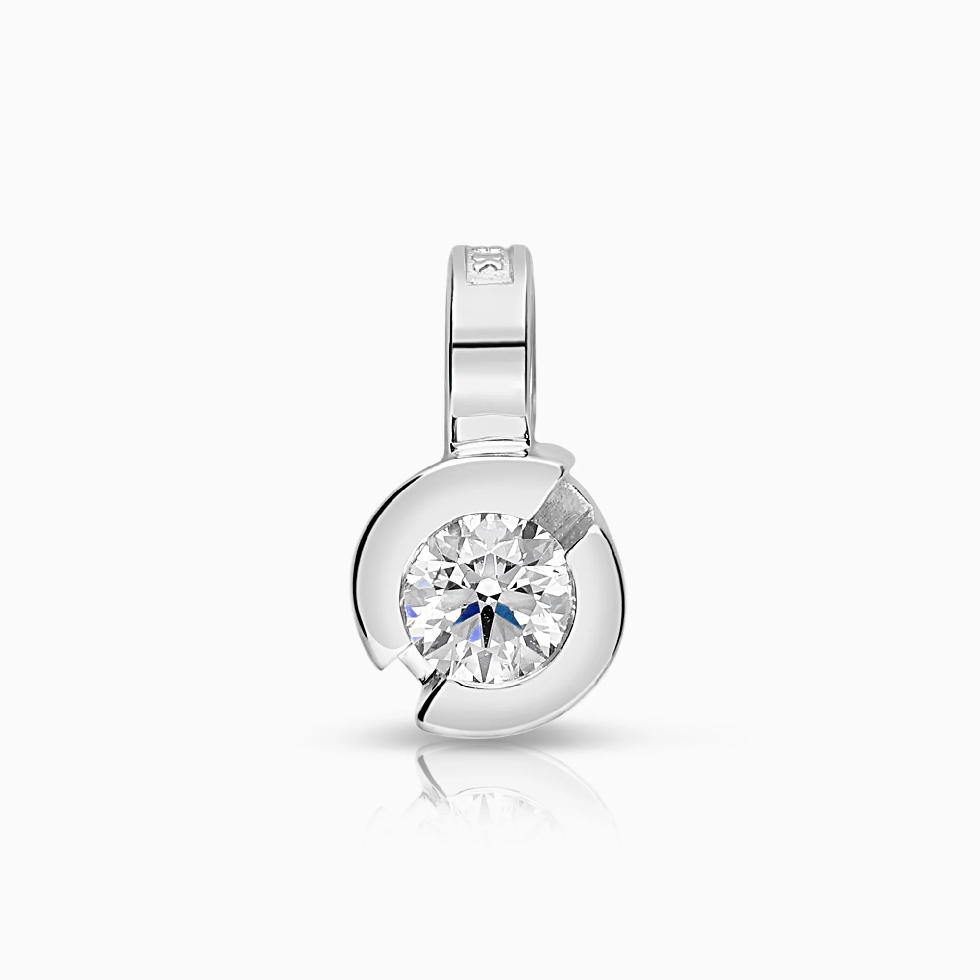 Diamond solitaire pendant 0.25ct 18K white gold