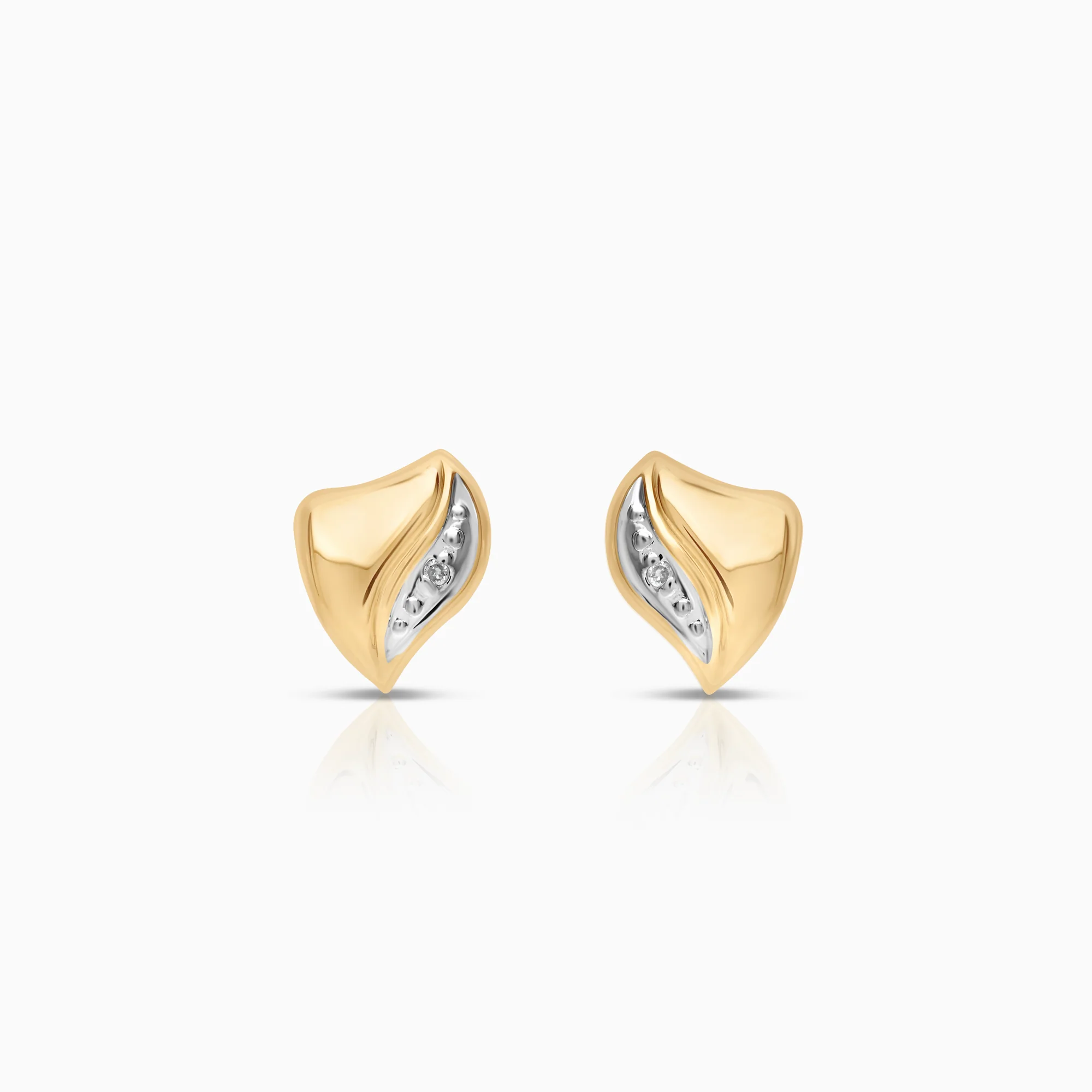 Diamond earrings 0.02ct 18K gold