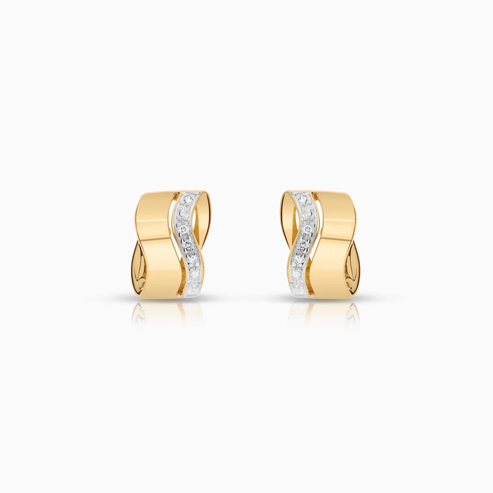 Diamond earrings 0.03ct 18K gold