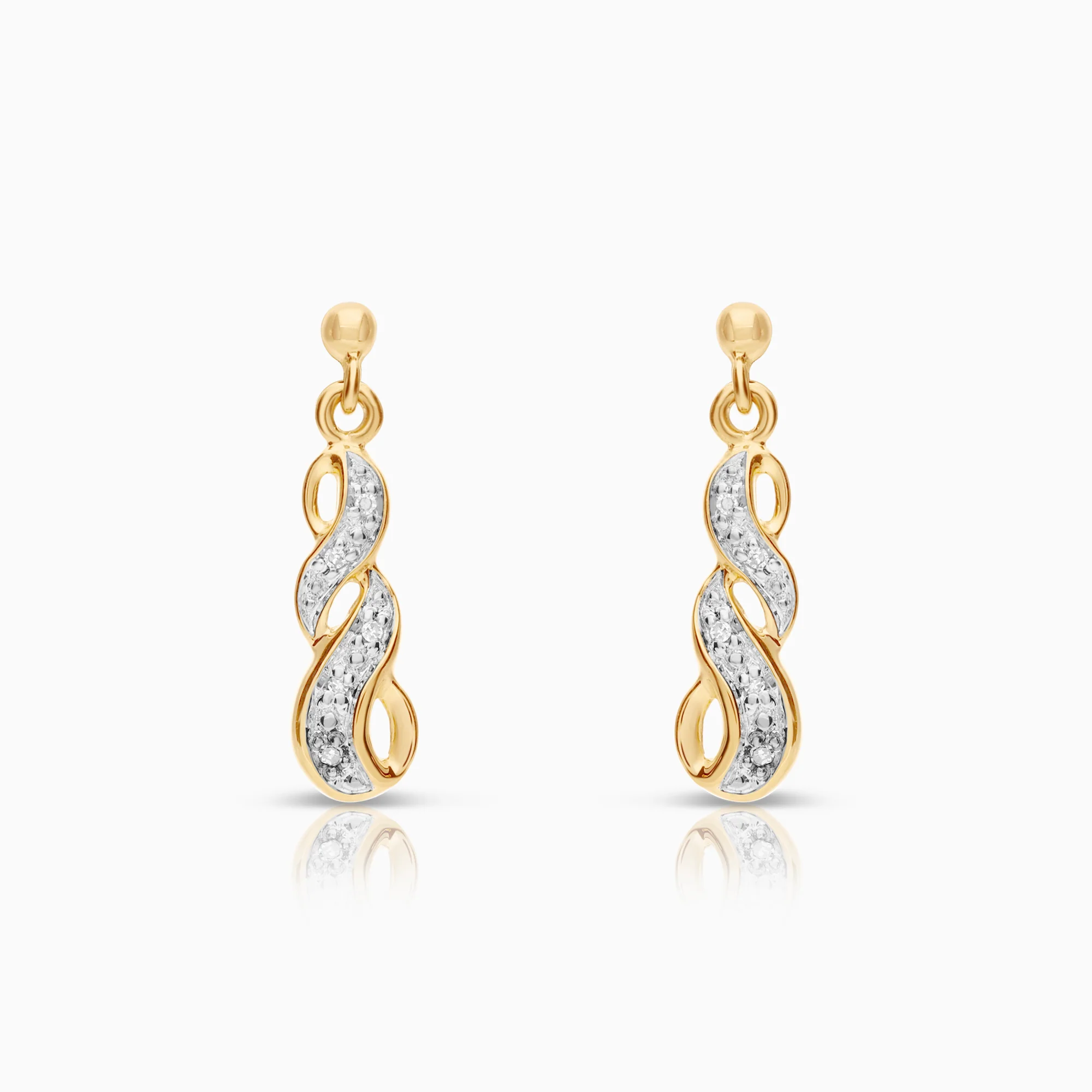 Diamond earrings 0.03ct 18K gold