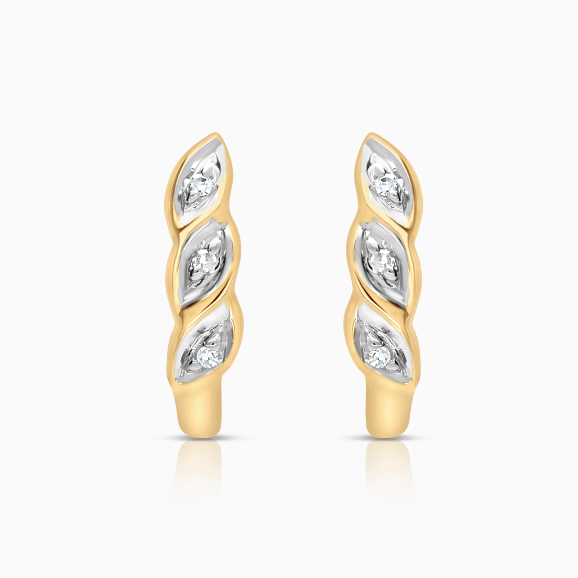 Diamond earrings 0.03ct 18K gold