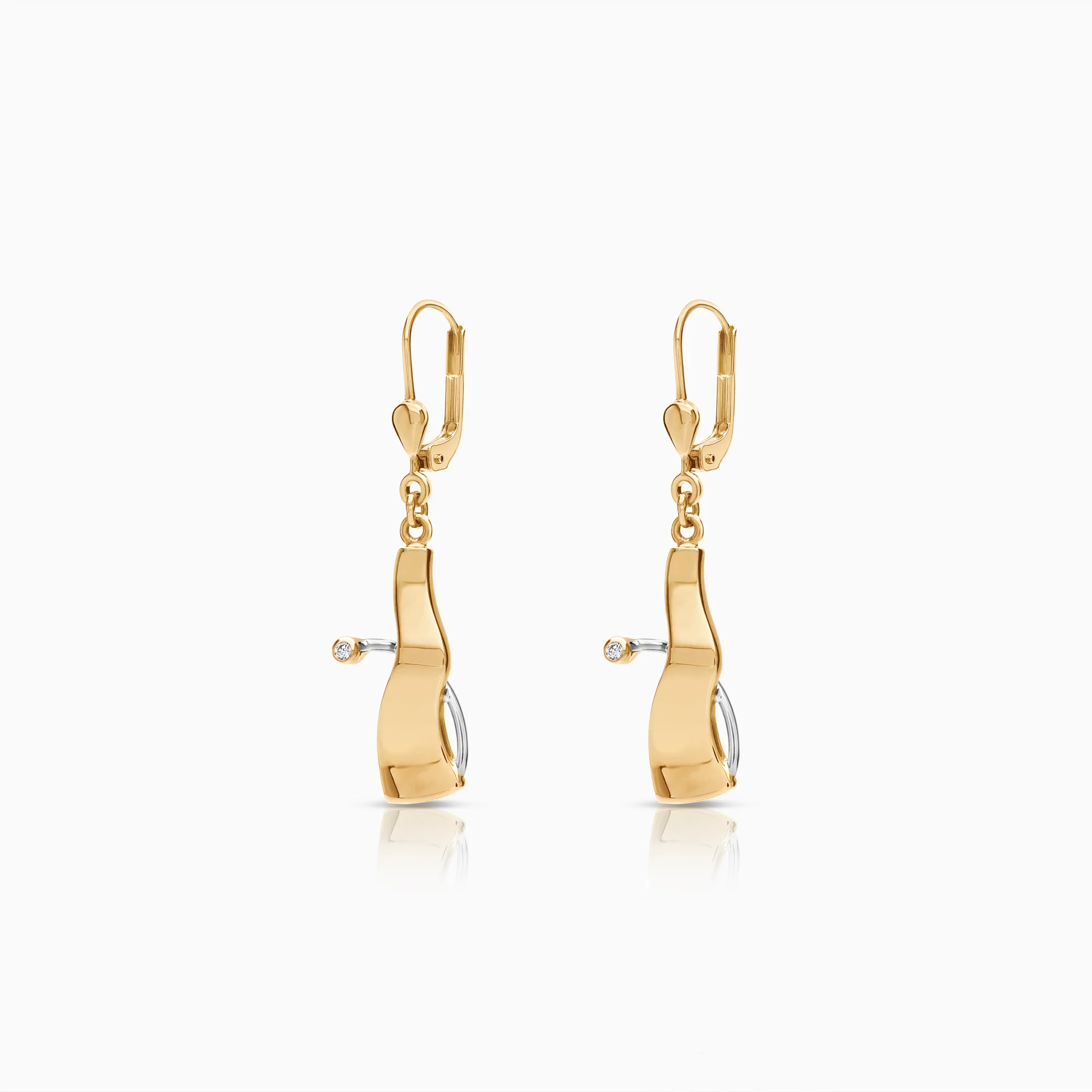 Diamond earrings 0.03ct 18K gold