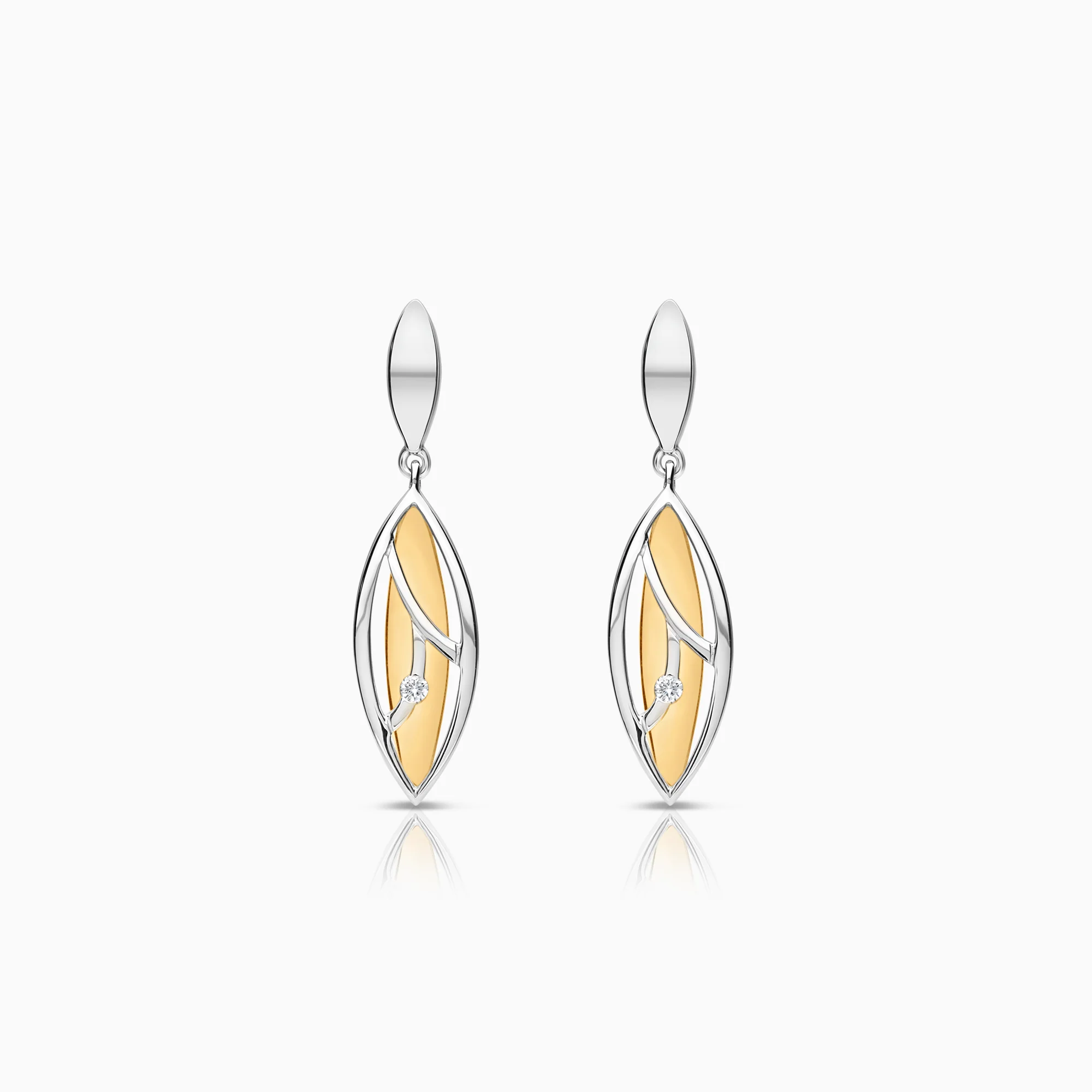 Diamond earrings 0.04ct 18K gold