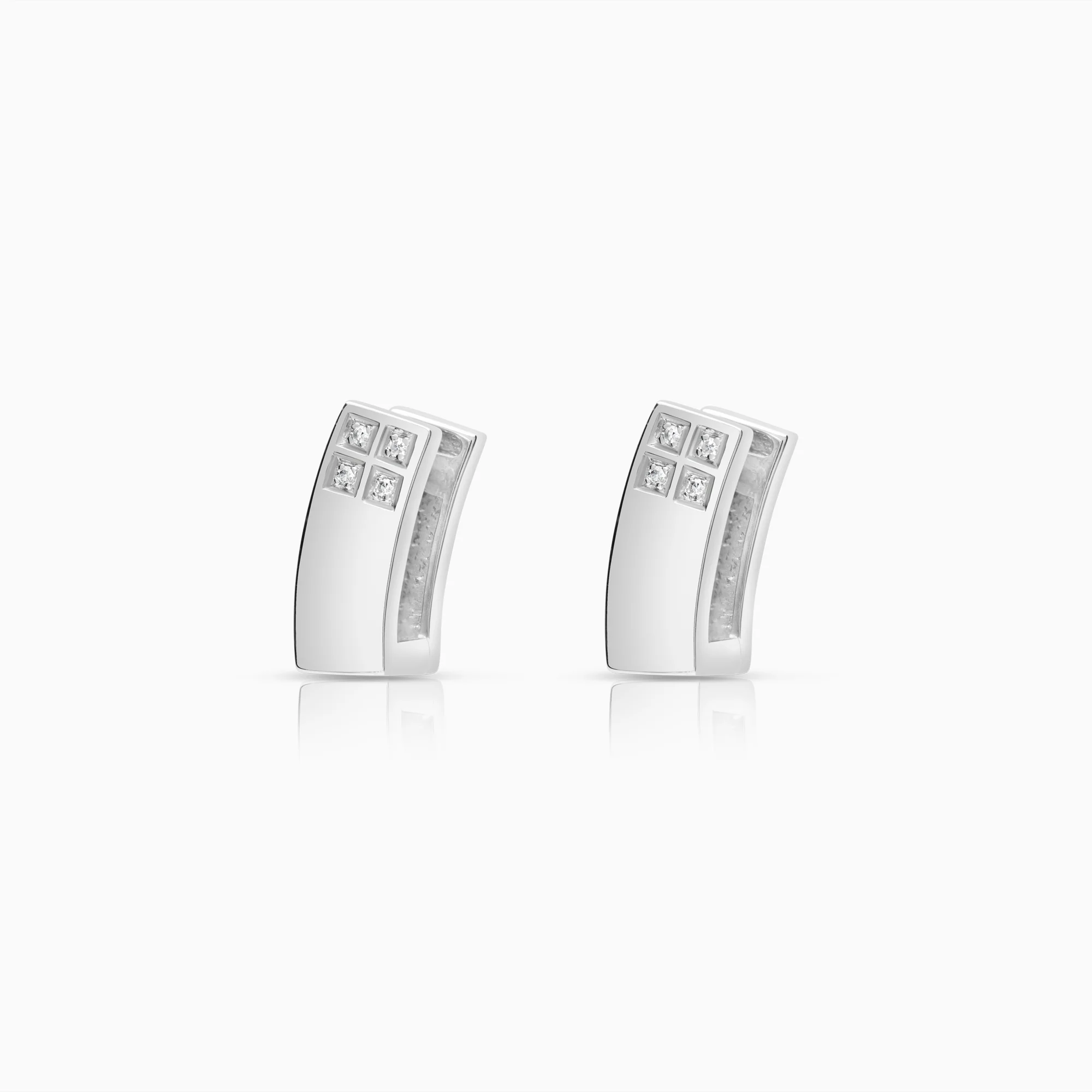 Diamond earrings 0.05ct 18K white gold