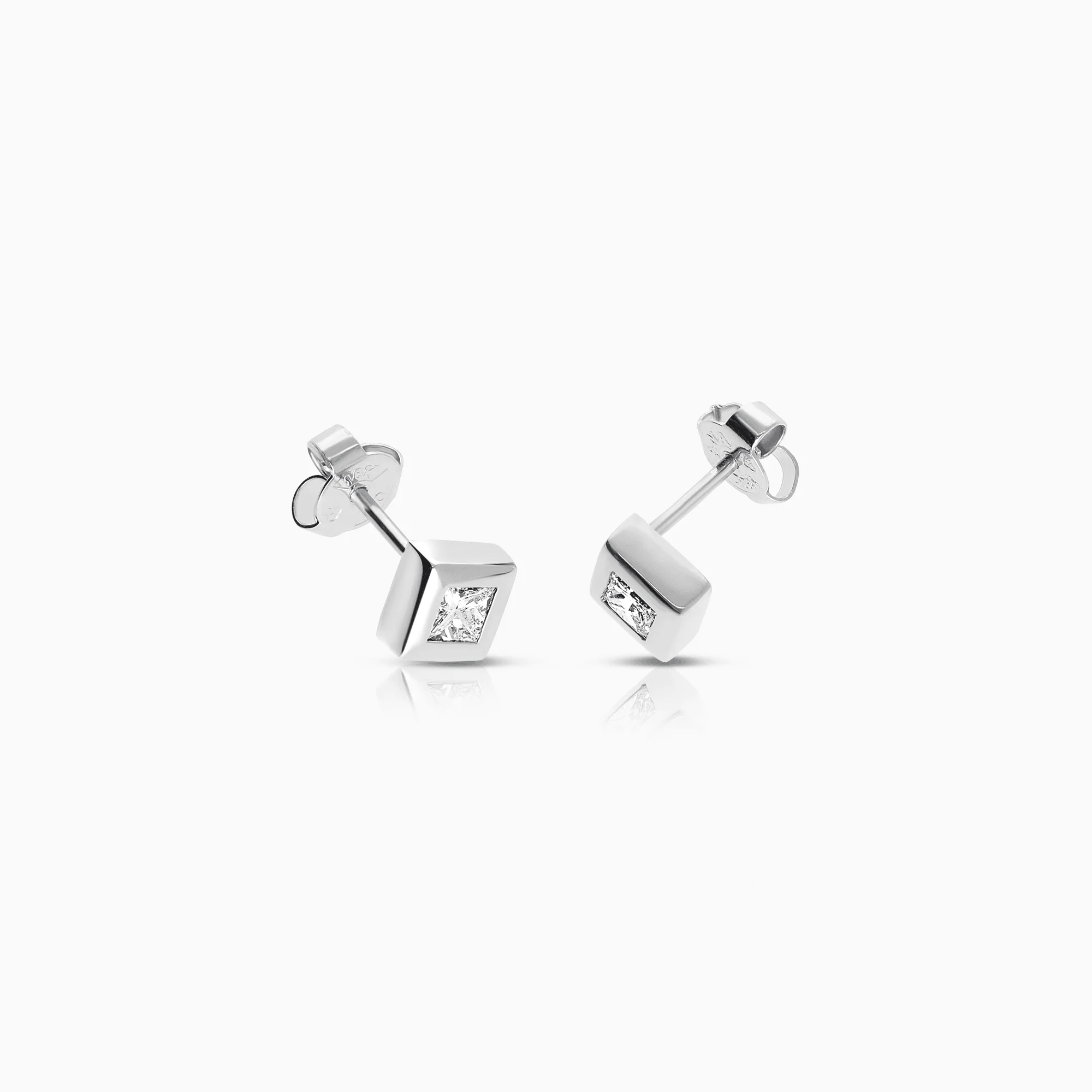 Diamond earrings princess 0.40ct 18K white gold - Image 2