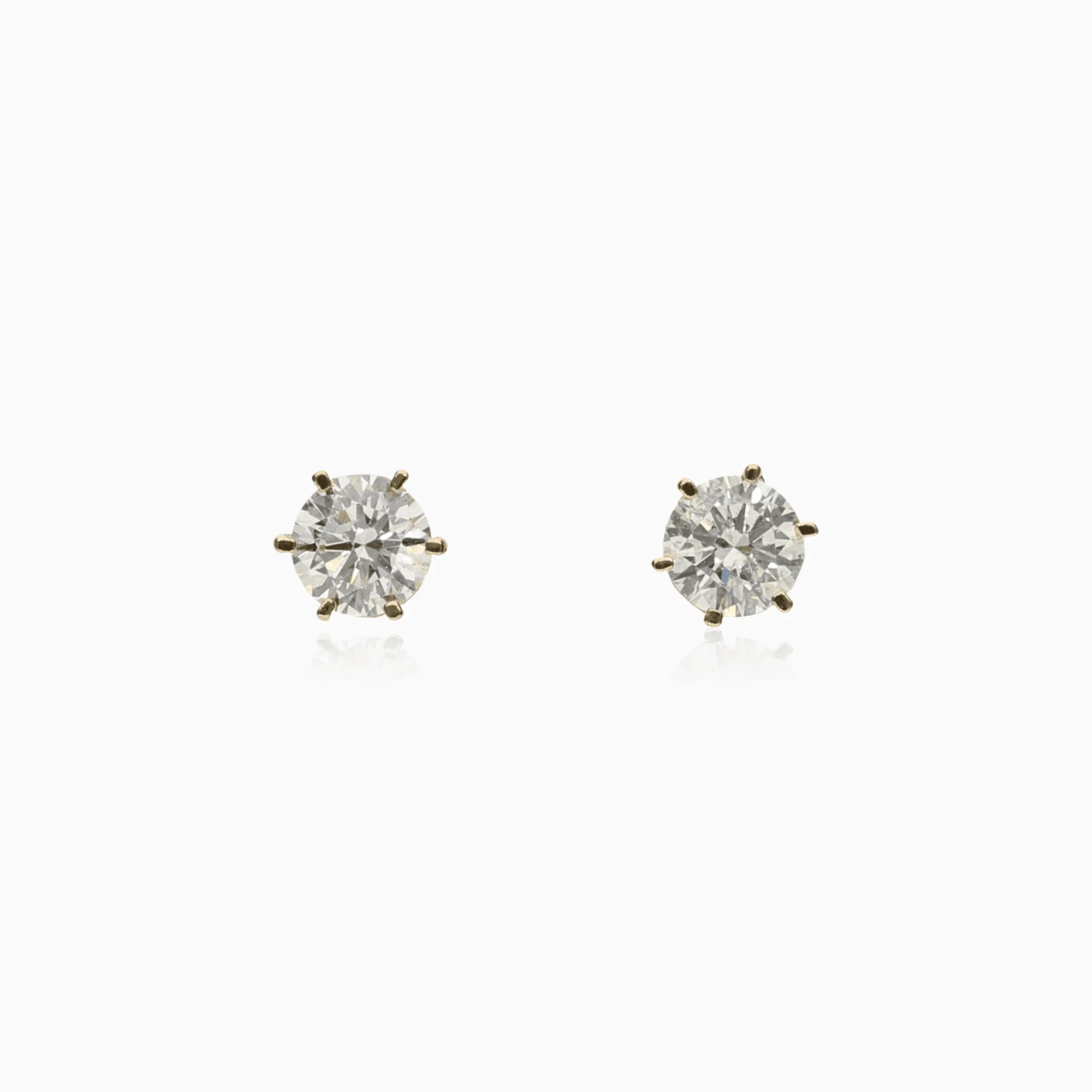 Diamond earrings solitaire 0.30ct 18K gold
