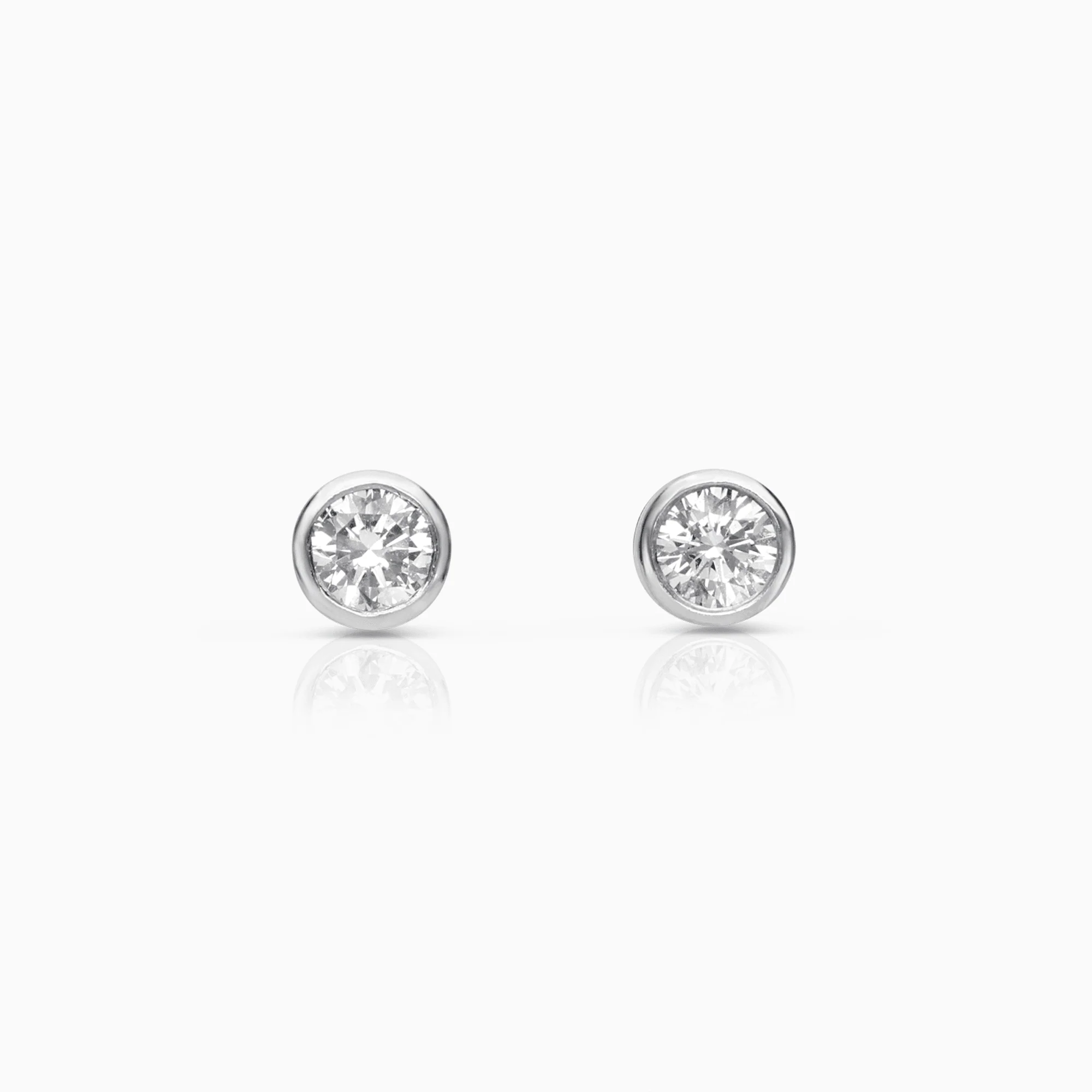 Diamond stud earrings solitaire 0.40ct 18K white gold