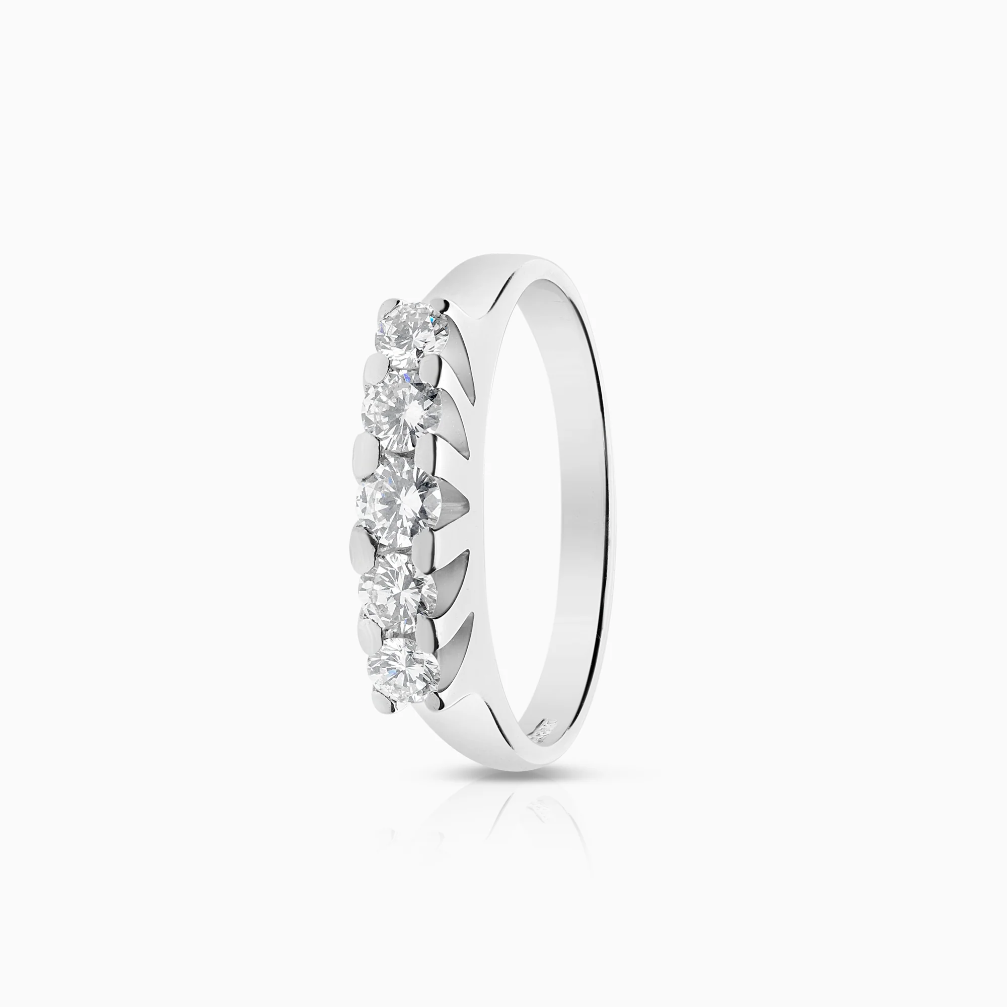 Diamond ring 0.60ct 18K white gold