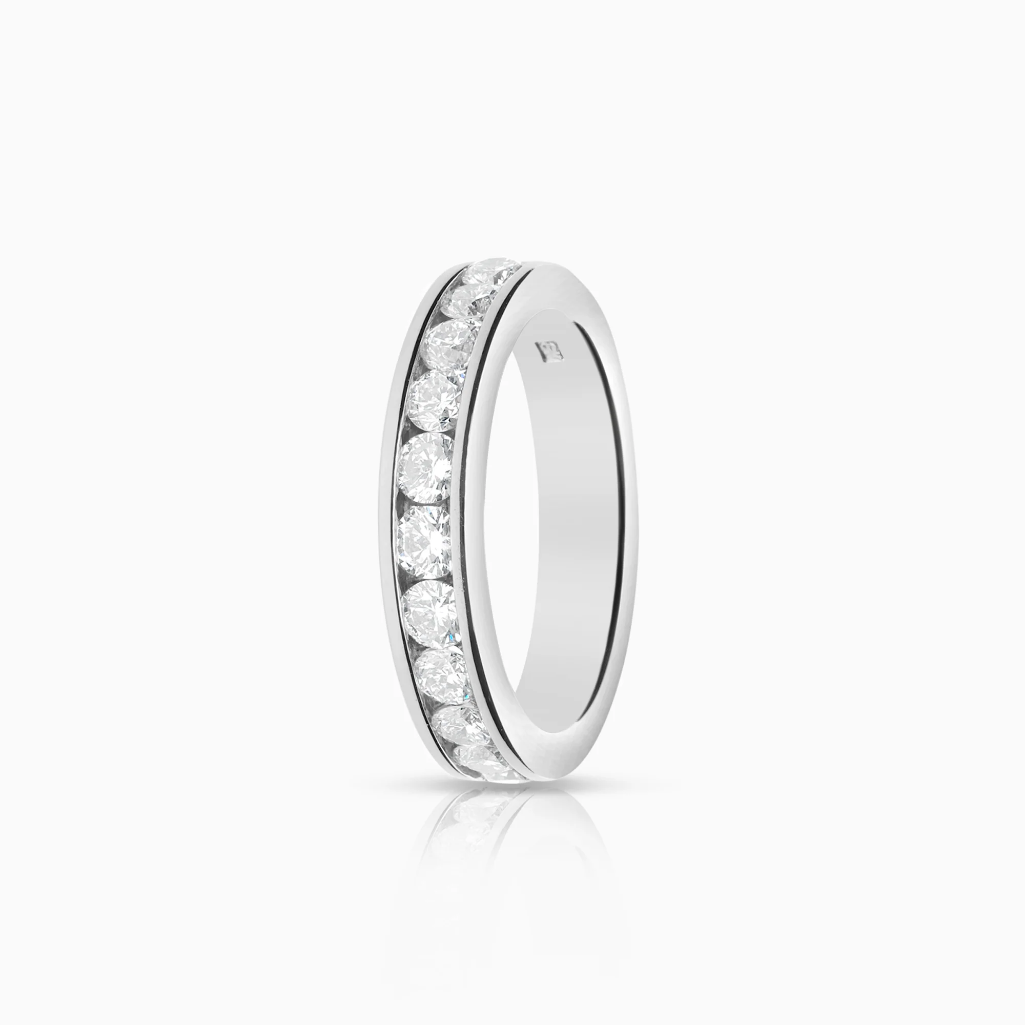 Diamond ring 0.77ct 18K white gold
