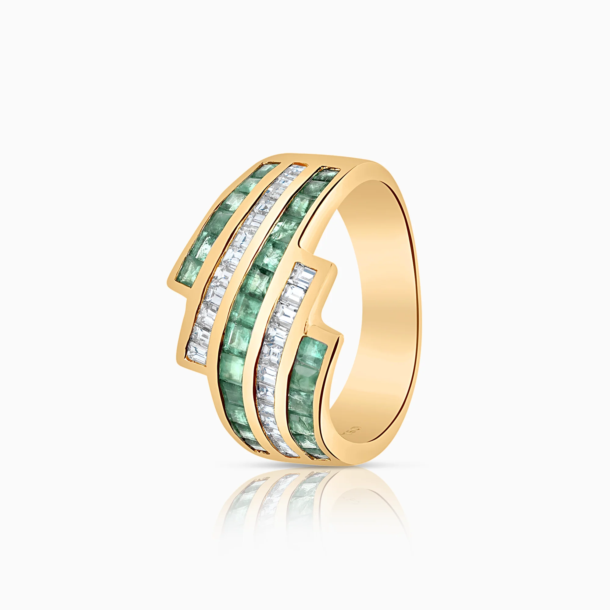 Diamond ring 0.48ct with emeralds 18K yellow gold