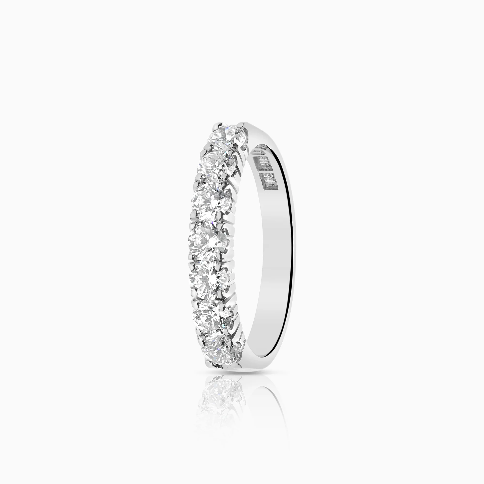 Diamond ring 1.05ct 18K white gold