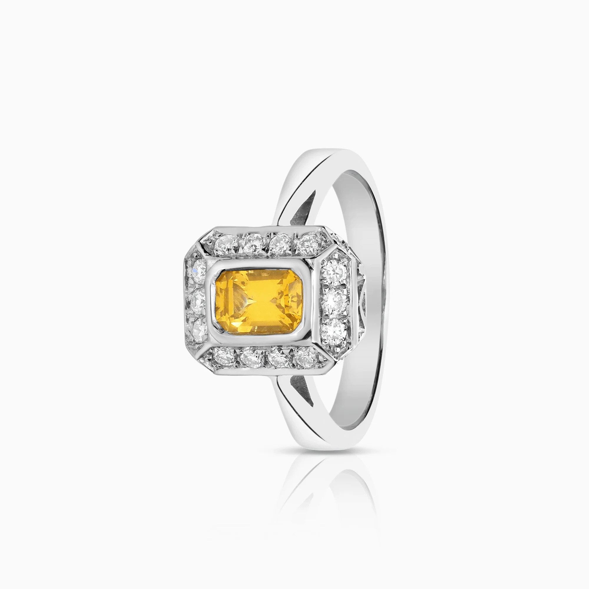 Diamond ring with yellow sapphire 0.50ct 18K white gold