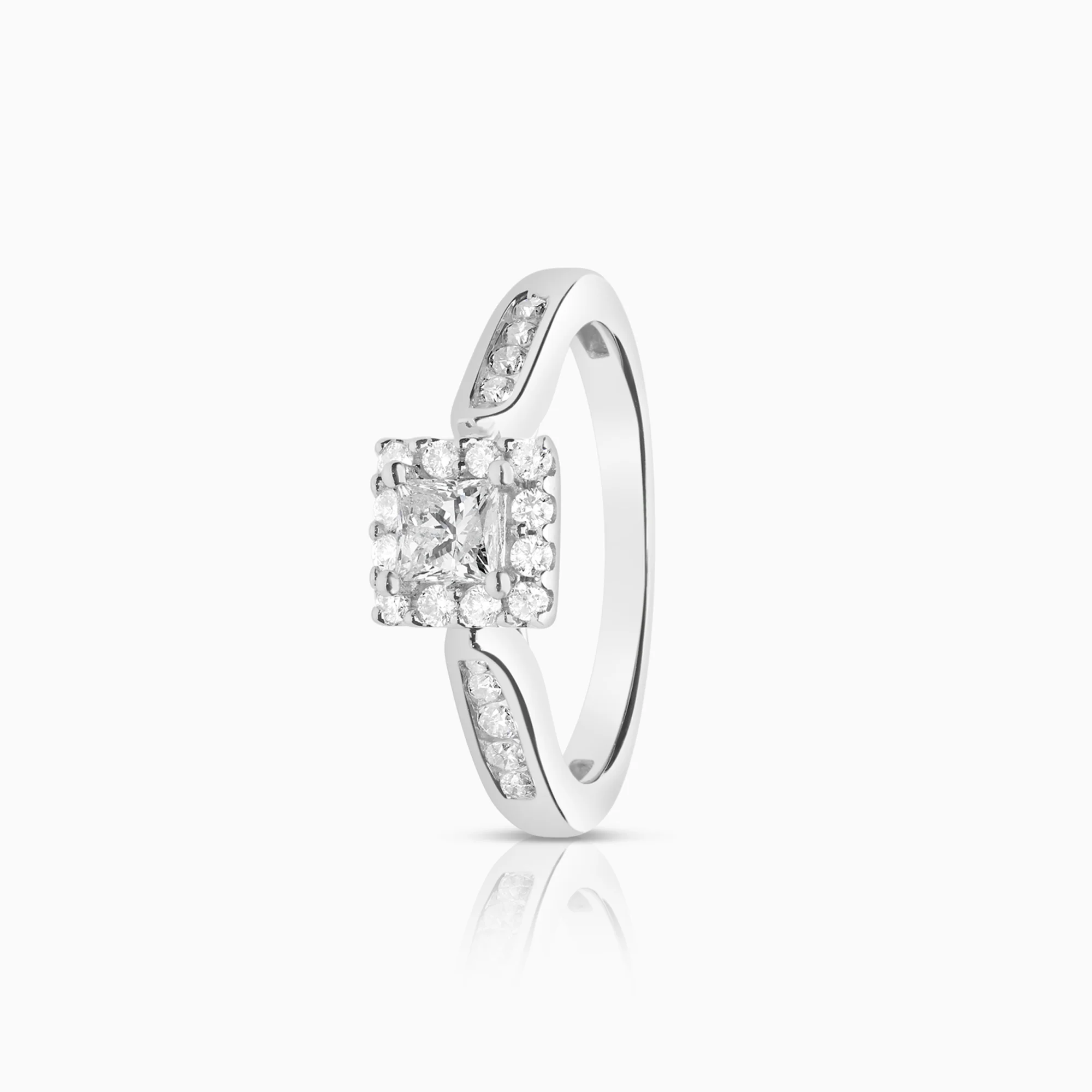 Princess diamond ring 0.56ct 18K white gold