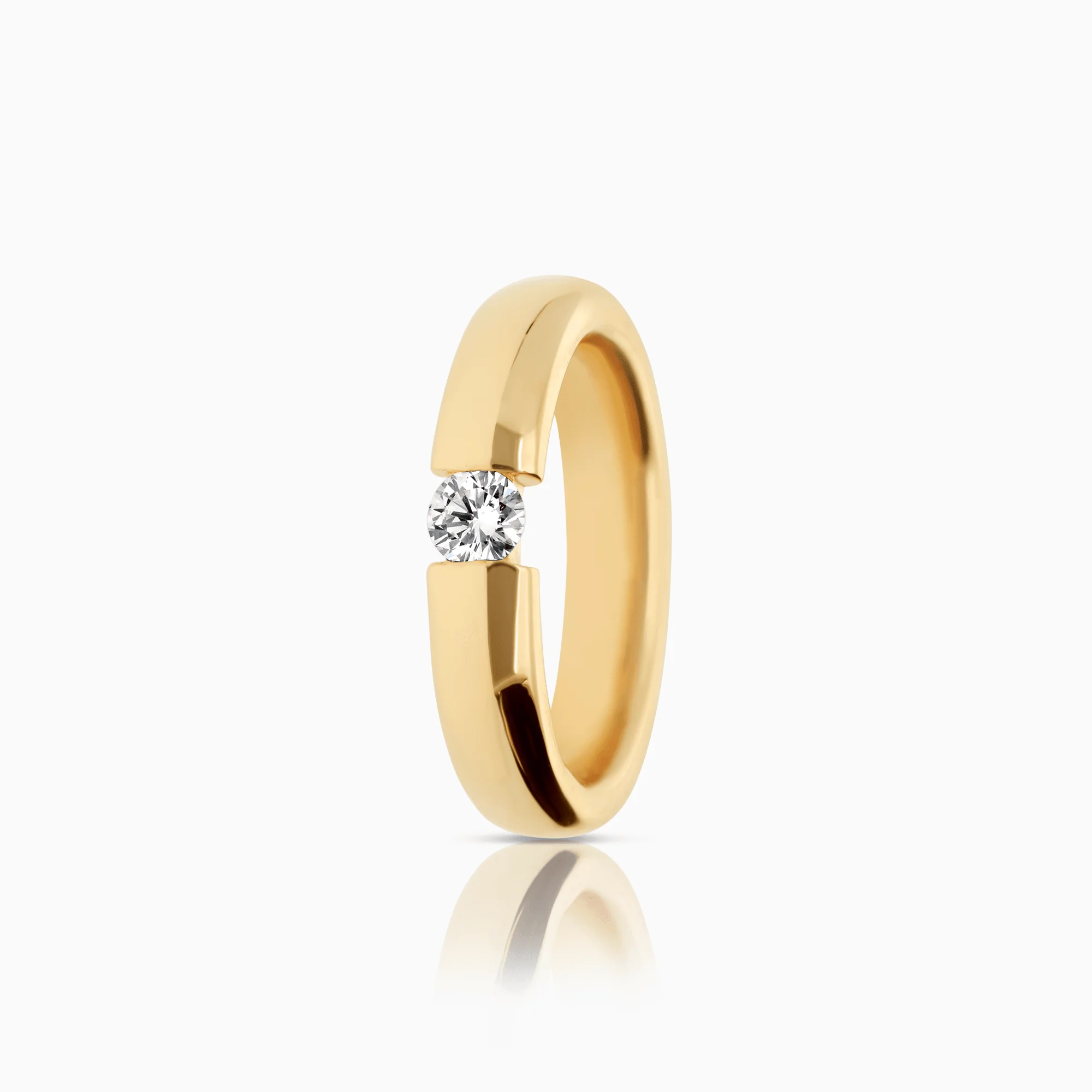 Diamond solitaire ring 0.15ct 18K