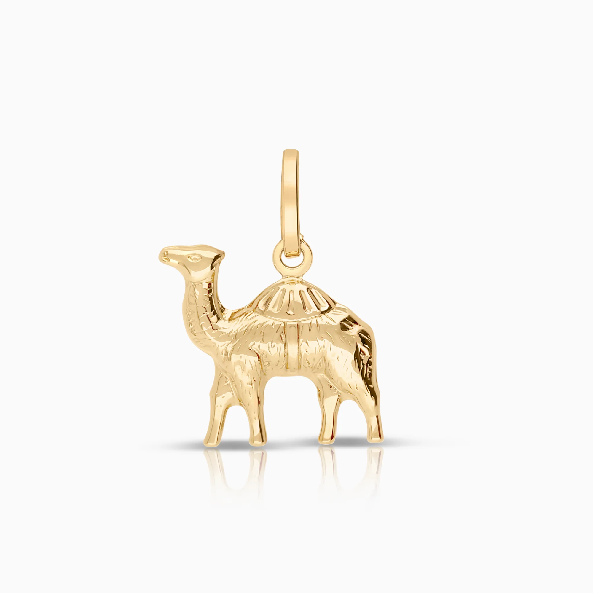 Camel pendant 1.25g 18K gold