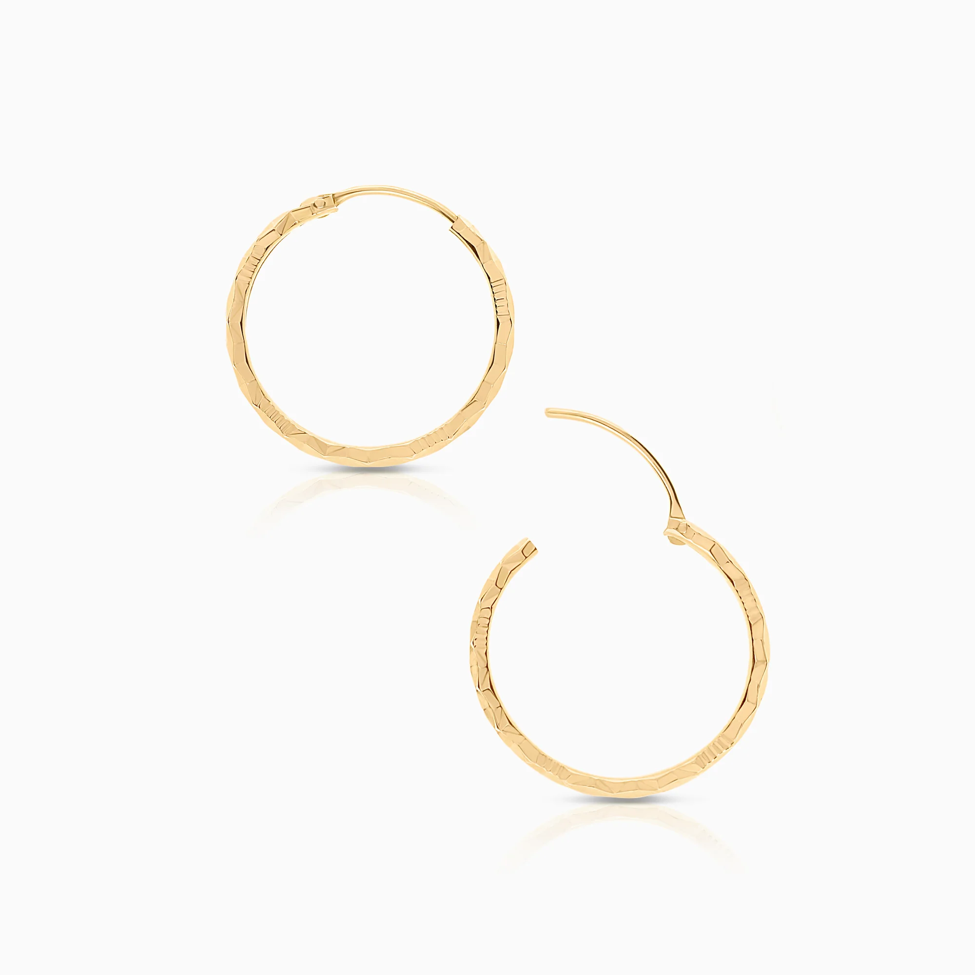 Gold Hoop Earrings 1.03g 18K Gold - Image 2