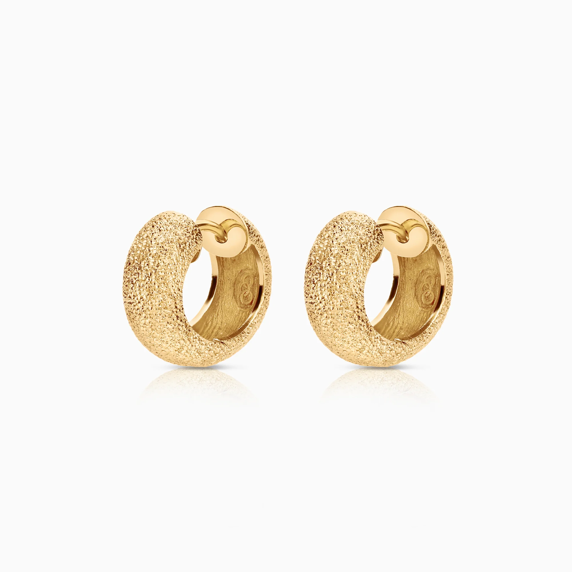 Gold hoop earring 10.69g 18K gold