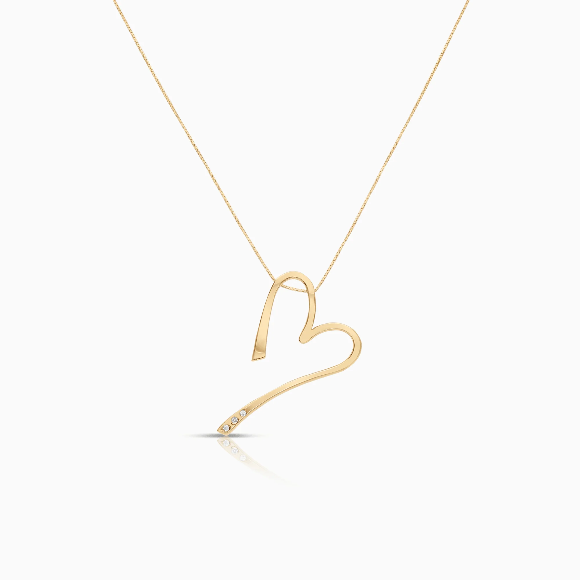 Gold necklace with heart pendant 3.02g 18K gold