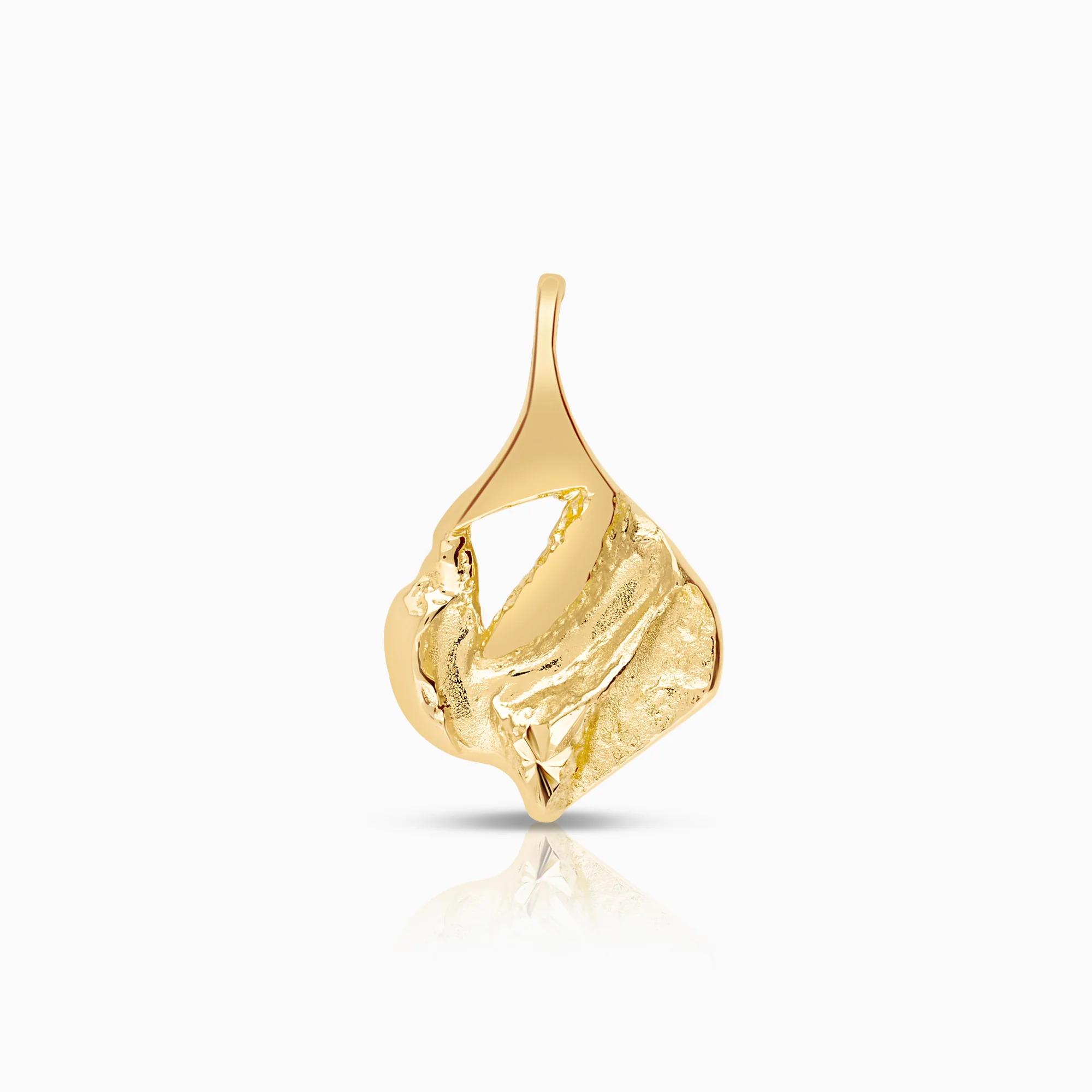 Pendant 1.21g 18K gold