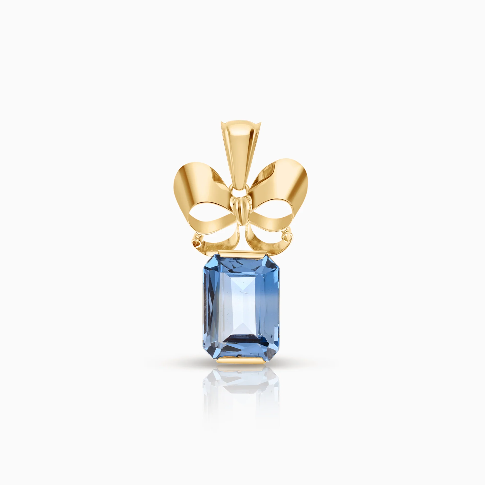 Gold pendant, 3.92g, 18K gold.