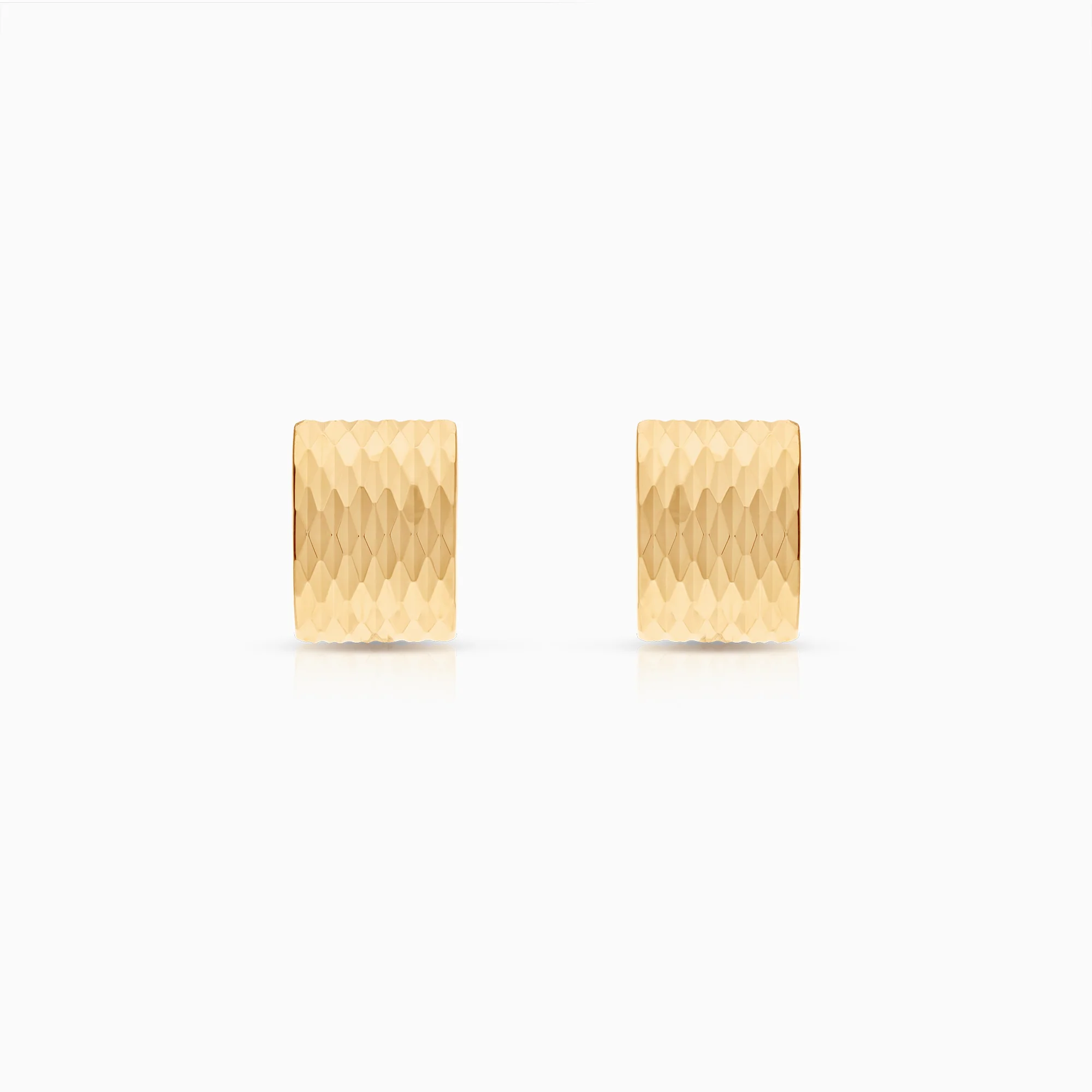 Gold earrings 1.31g 18K gold