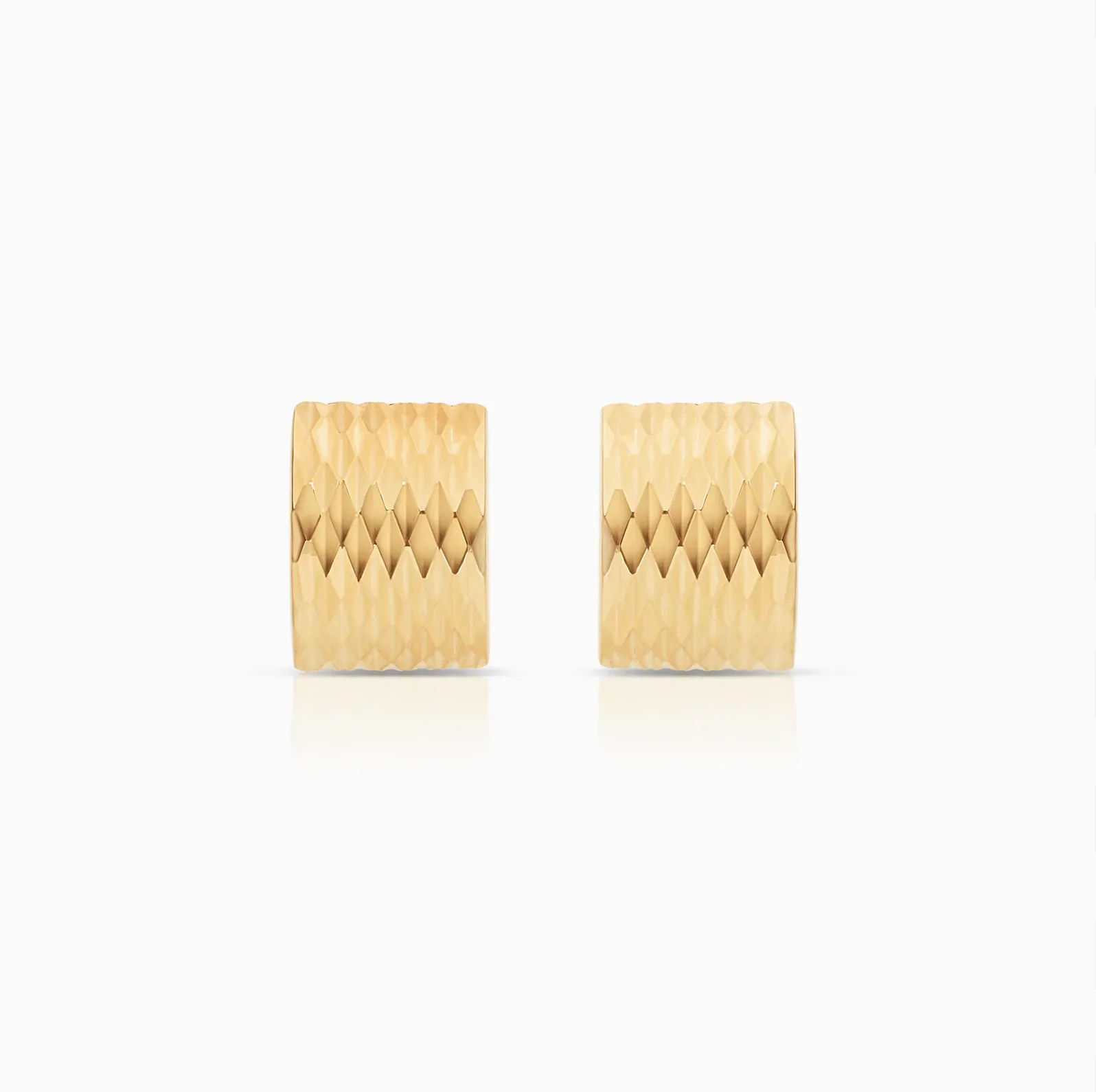 Gold earrings 1.18g 18K gold