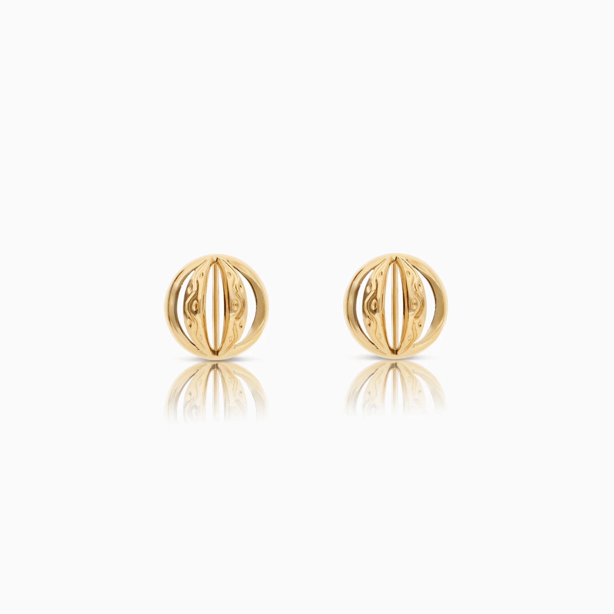 Gold earrings 1.40g 18K gold
