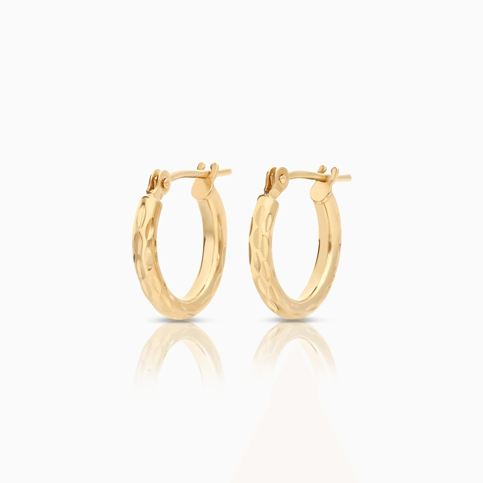 Gold Earrings Hoops 0.82g 18K Gold