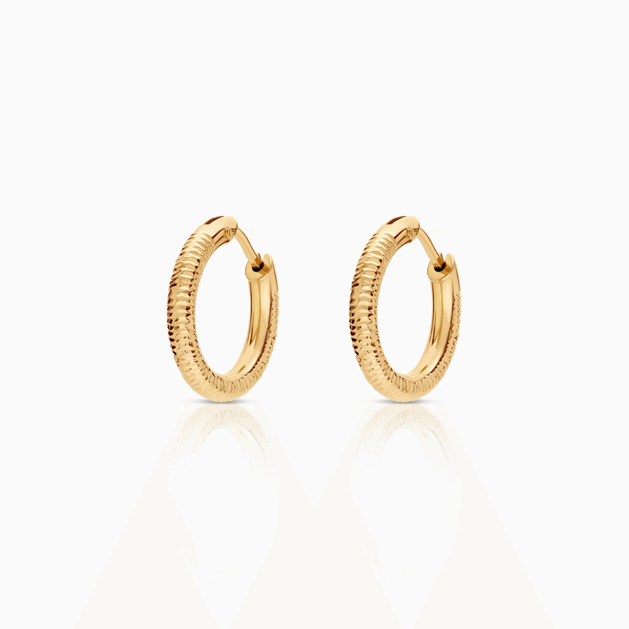 Gold hoop earrings 1.42g 18K gold