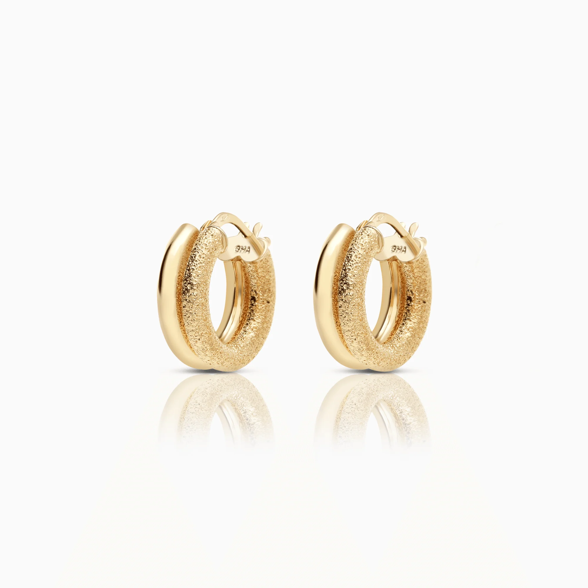 Gold hoop earrings 3.0g 18K gold